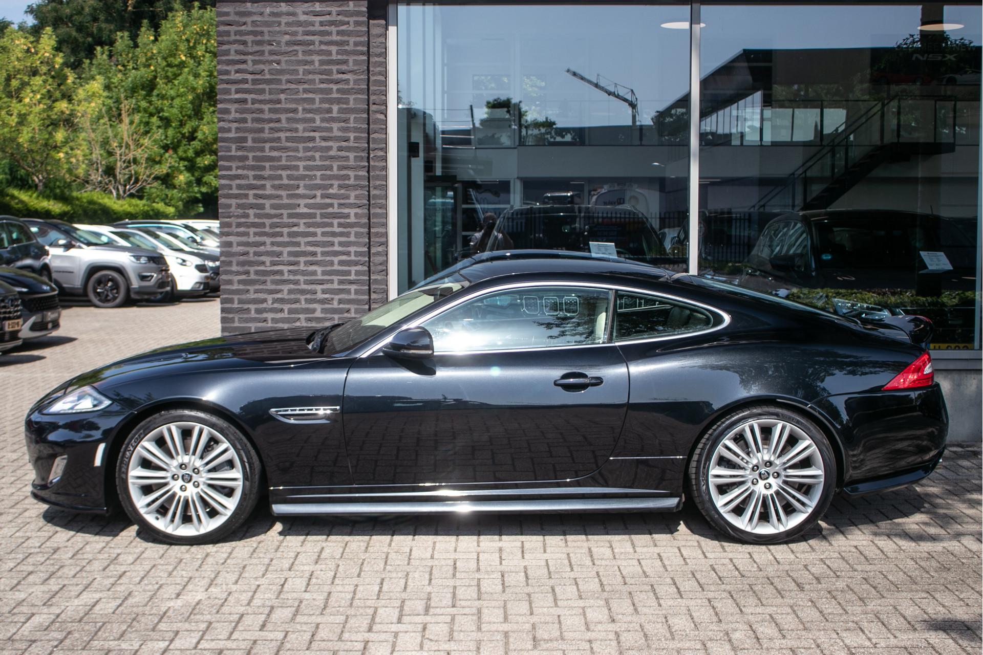 Foto van Jaguar XKR