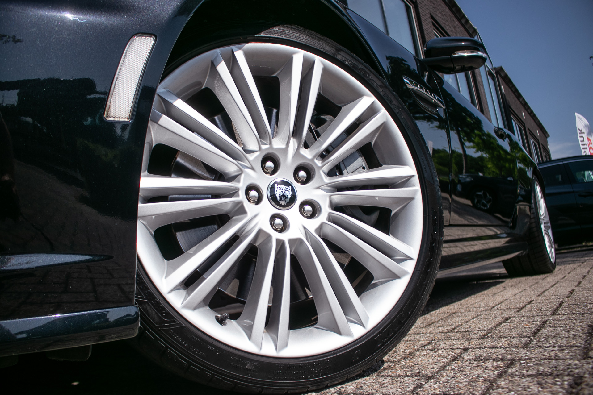 Foto van Jaguar XKR