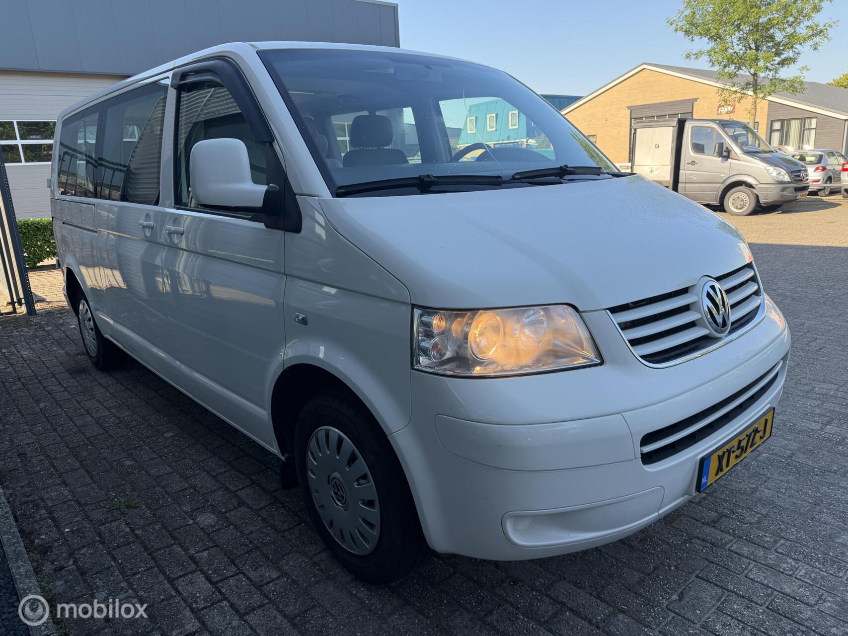 Foto van Volkswagen Caravelle