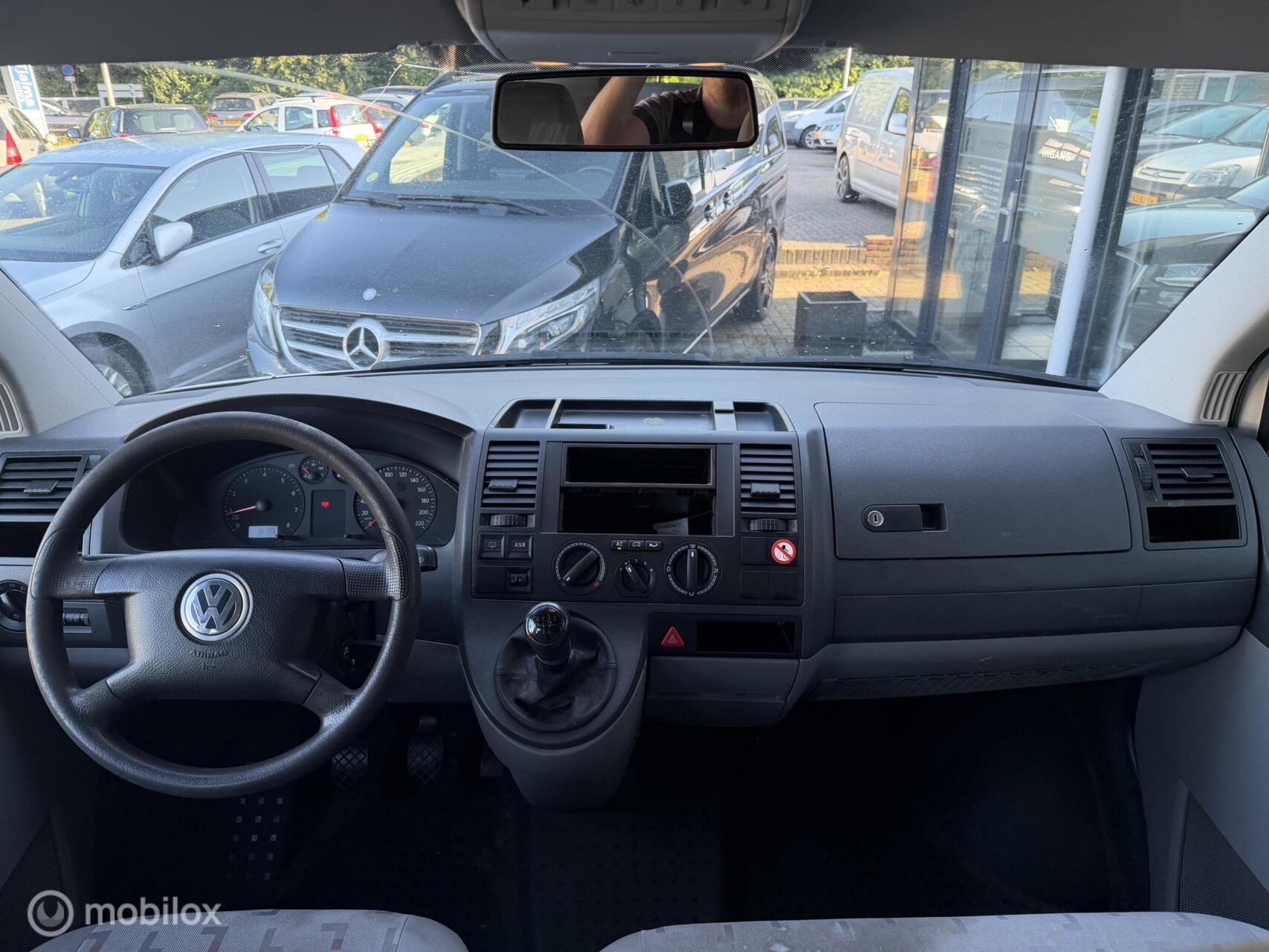 Foto van Volkswagen Caravelle