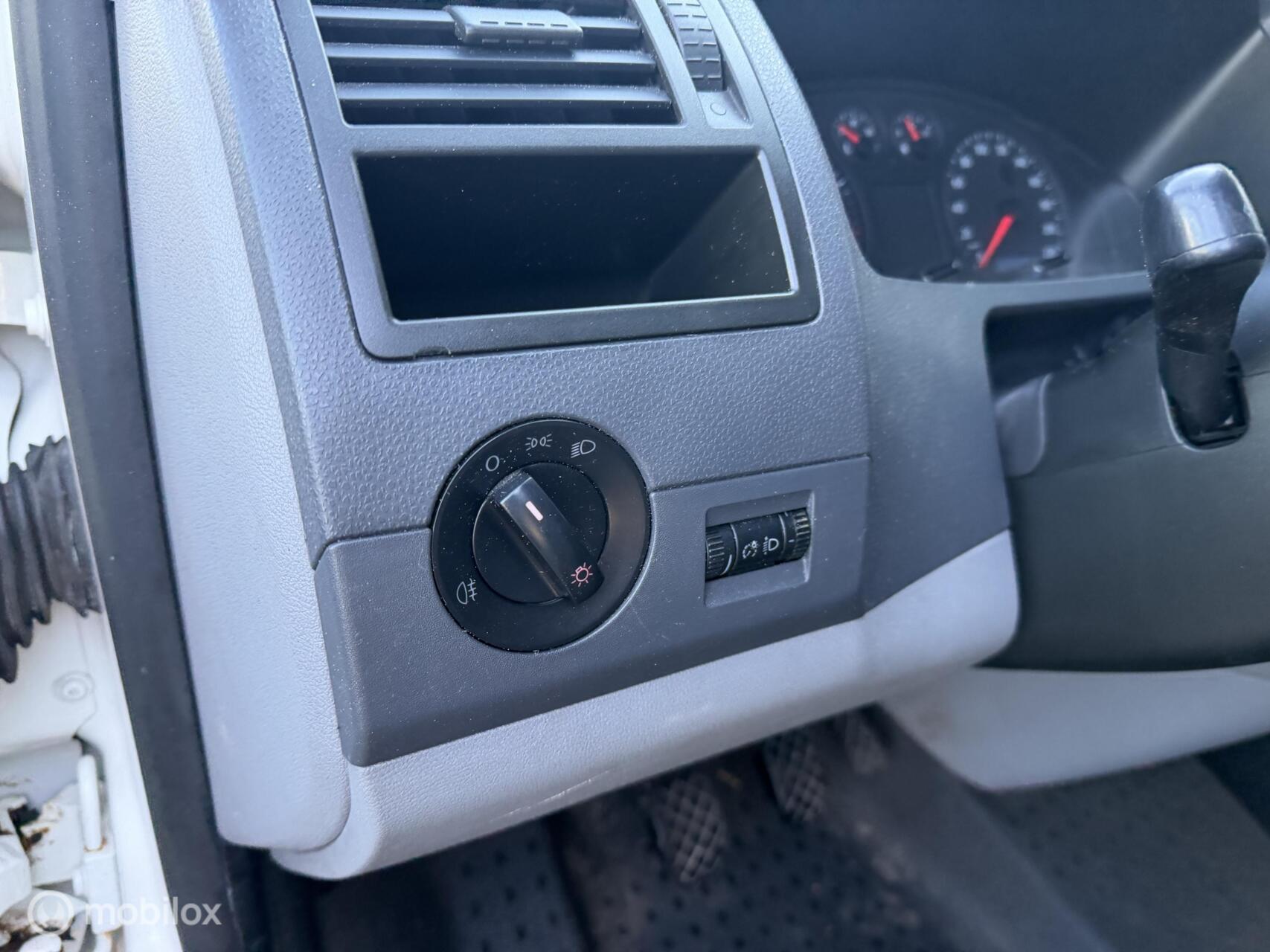 Foto van Volkswagen Caravelle