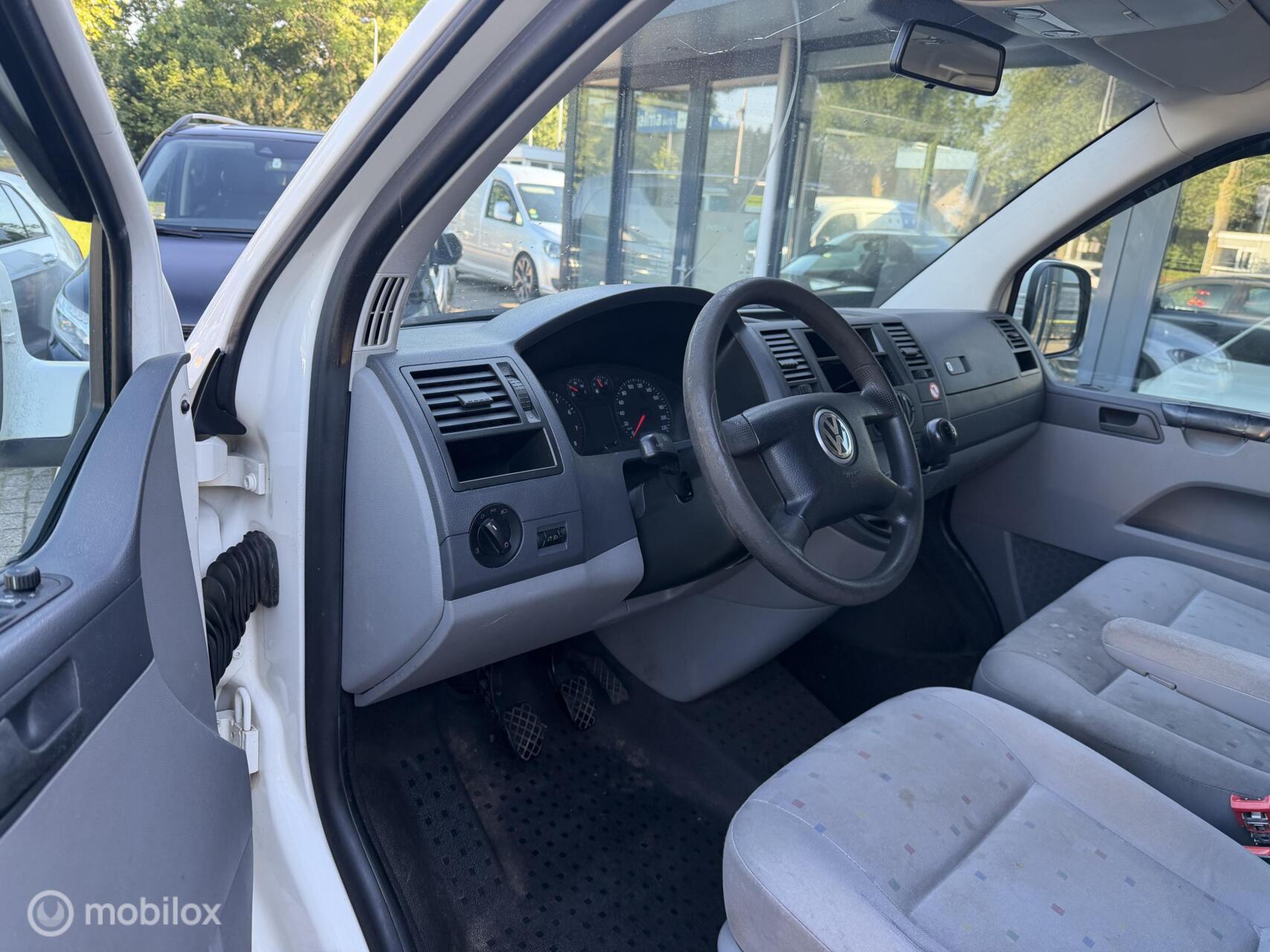 Foto van Volkswagen Caravelle