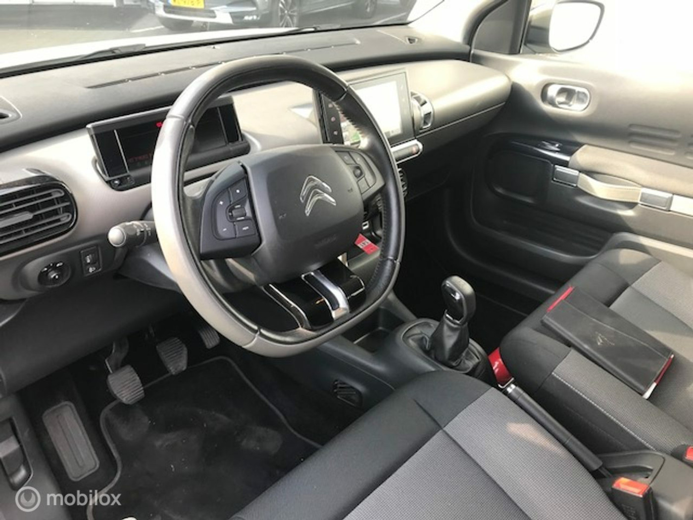 Foto van Citroen C4 Cactus