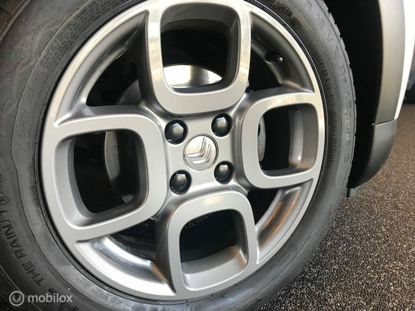 Foto van Citroen C4 Cactus