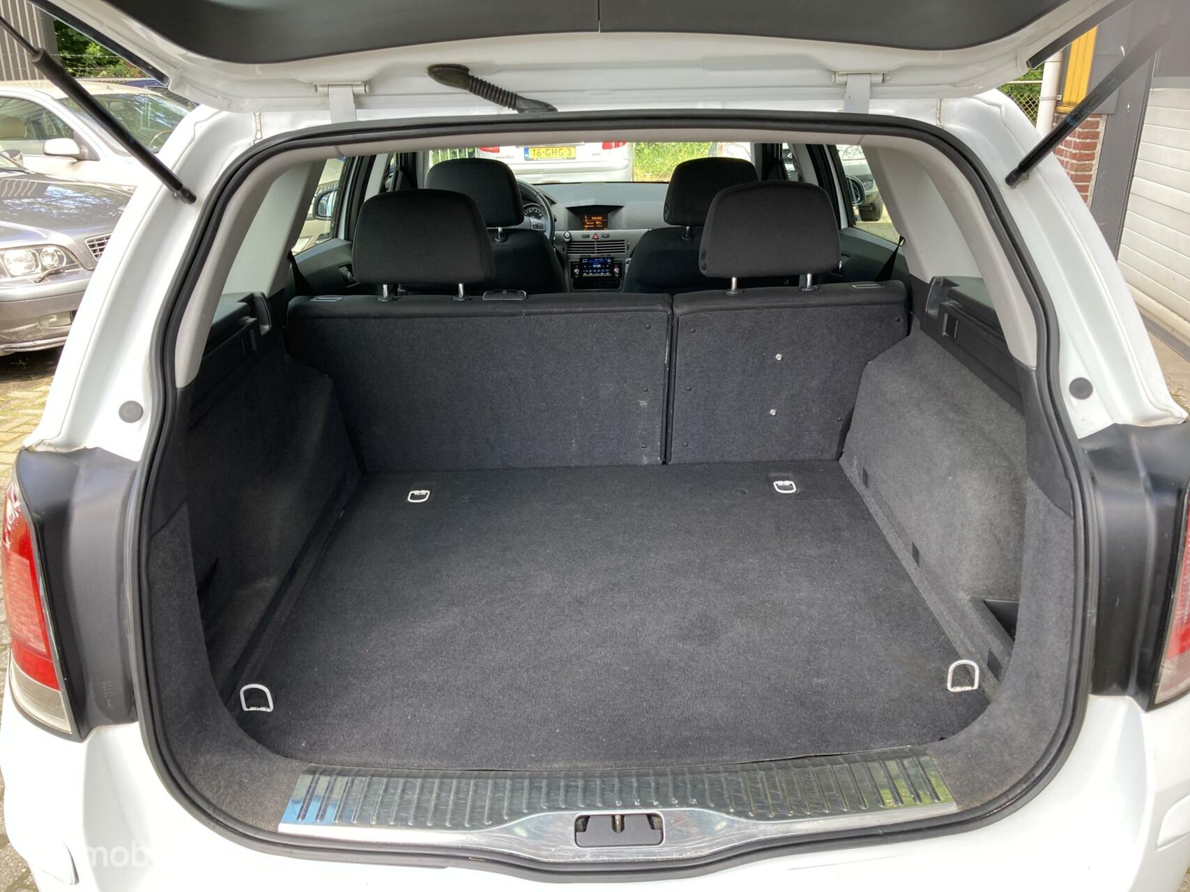 Foto van Opel Astra Wagon
