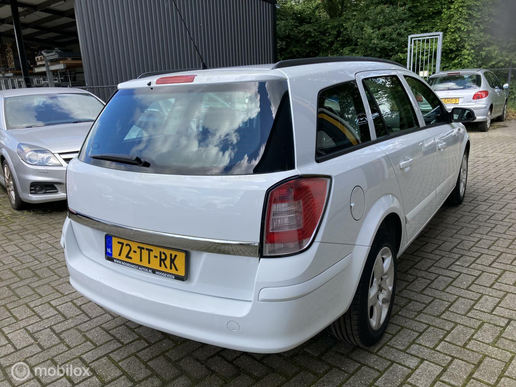 Foto van Opel Astra Wagon