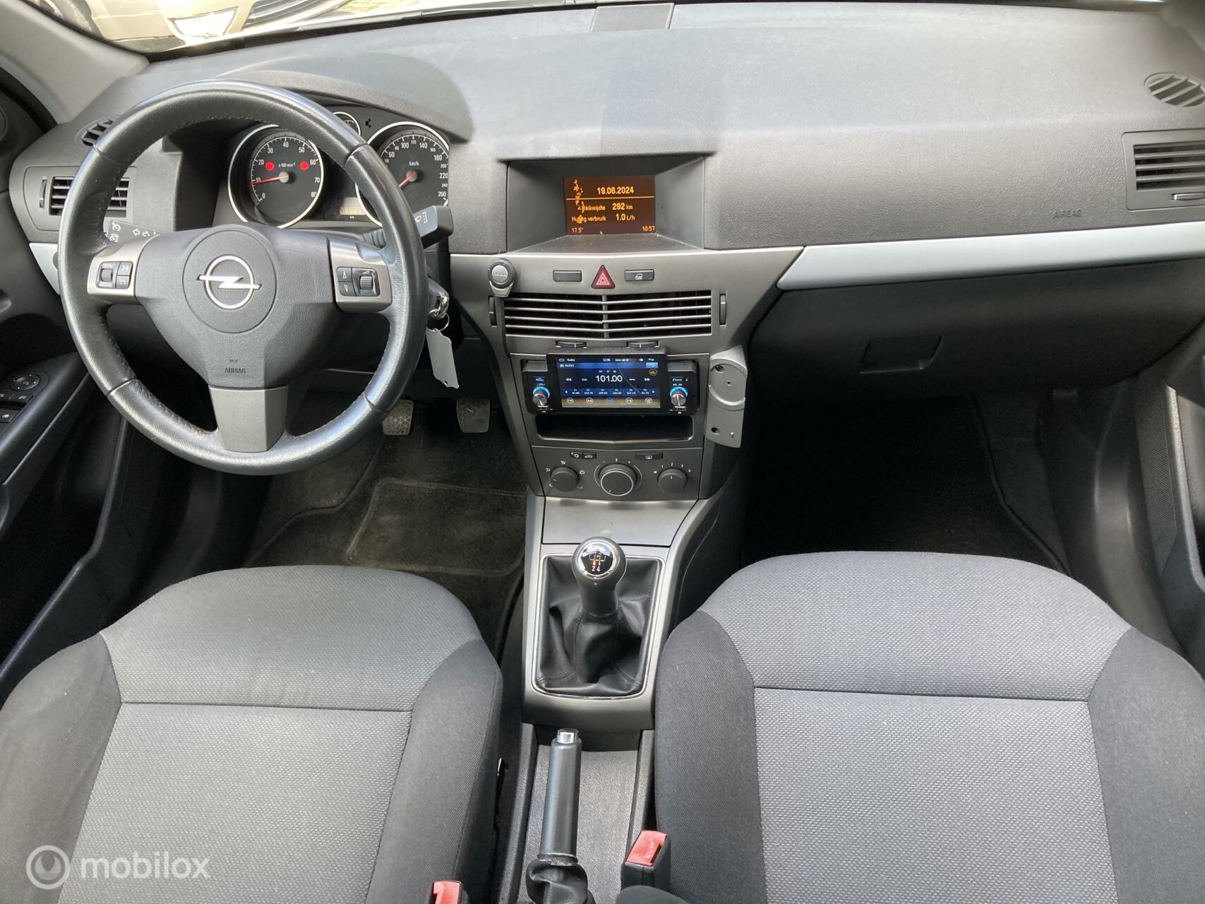 Foto van Opel Astra Wagon