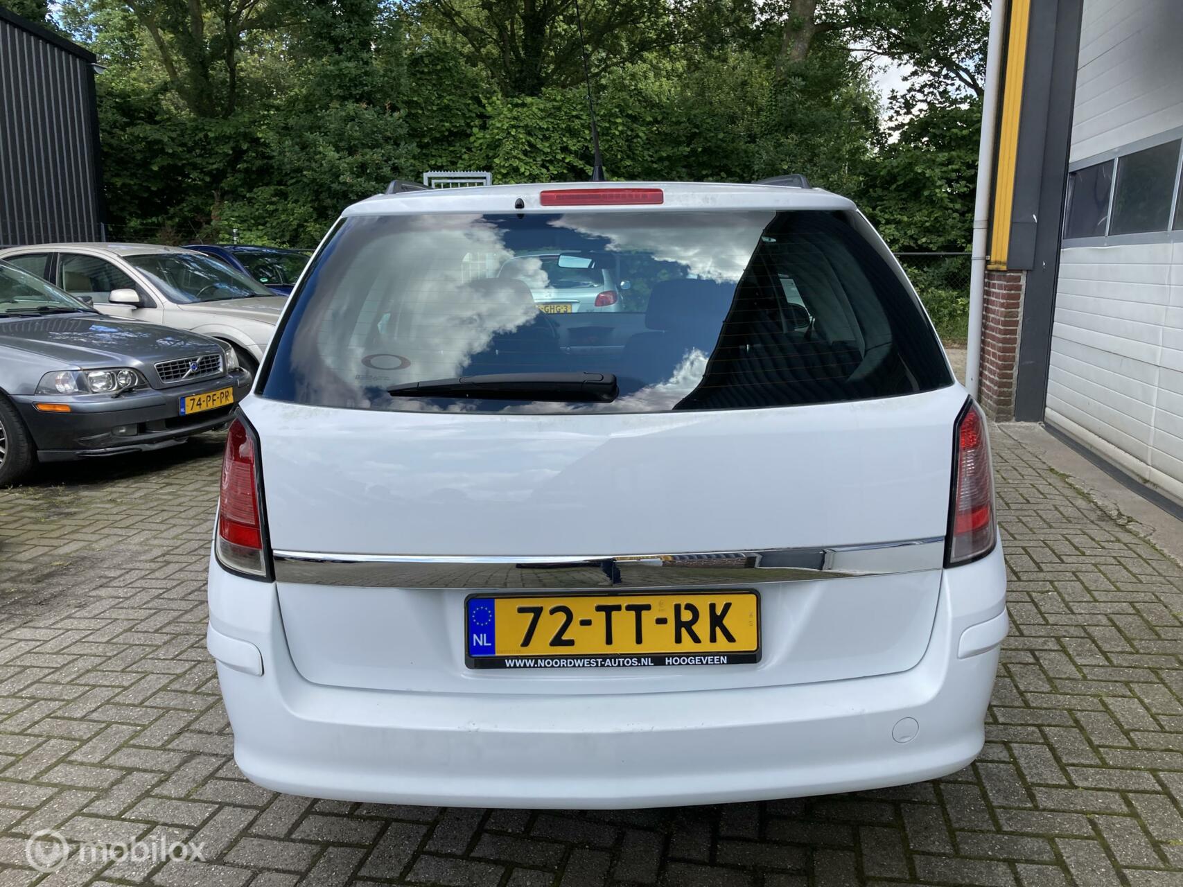 Foto van Opel Astra Wagon
