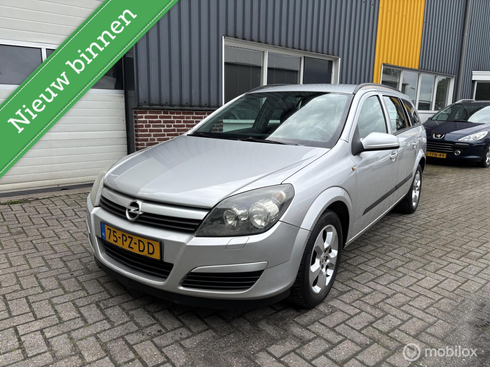 Opel Astra Station Wagon 1.8 Enjoy NETTE AUTO! 2005 - voorkant