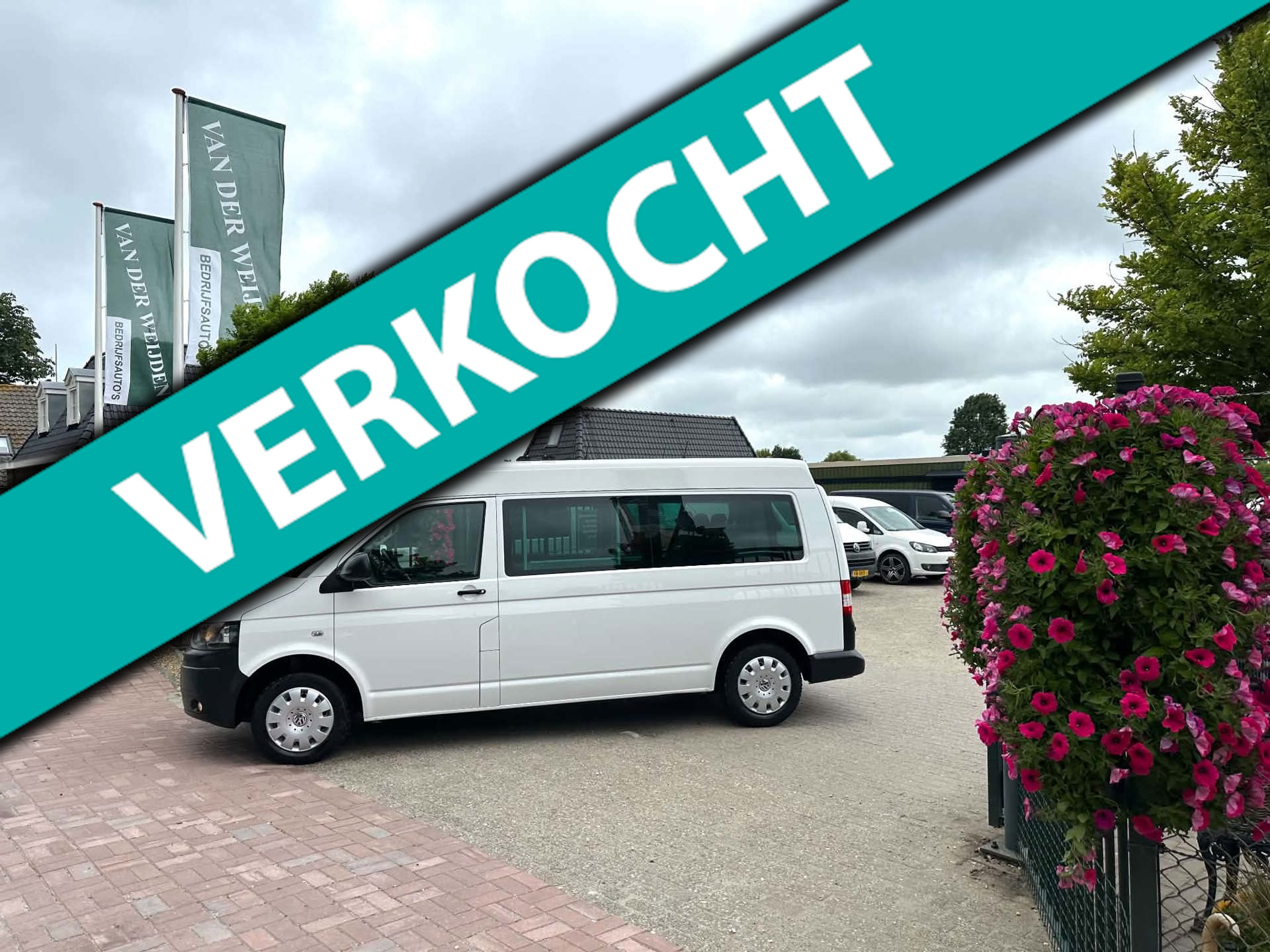 Volkswagen Kombi 2.0 TDI L2H1 Highline AUTOMAAT MARGE 2014 - voorkant