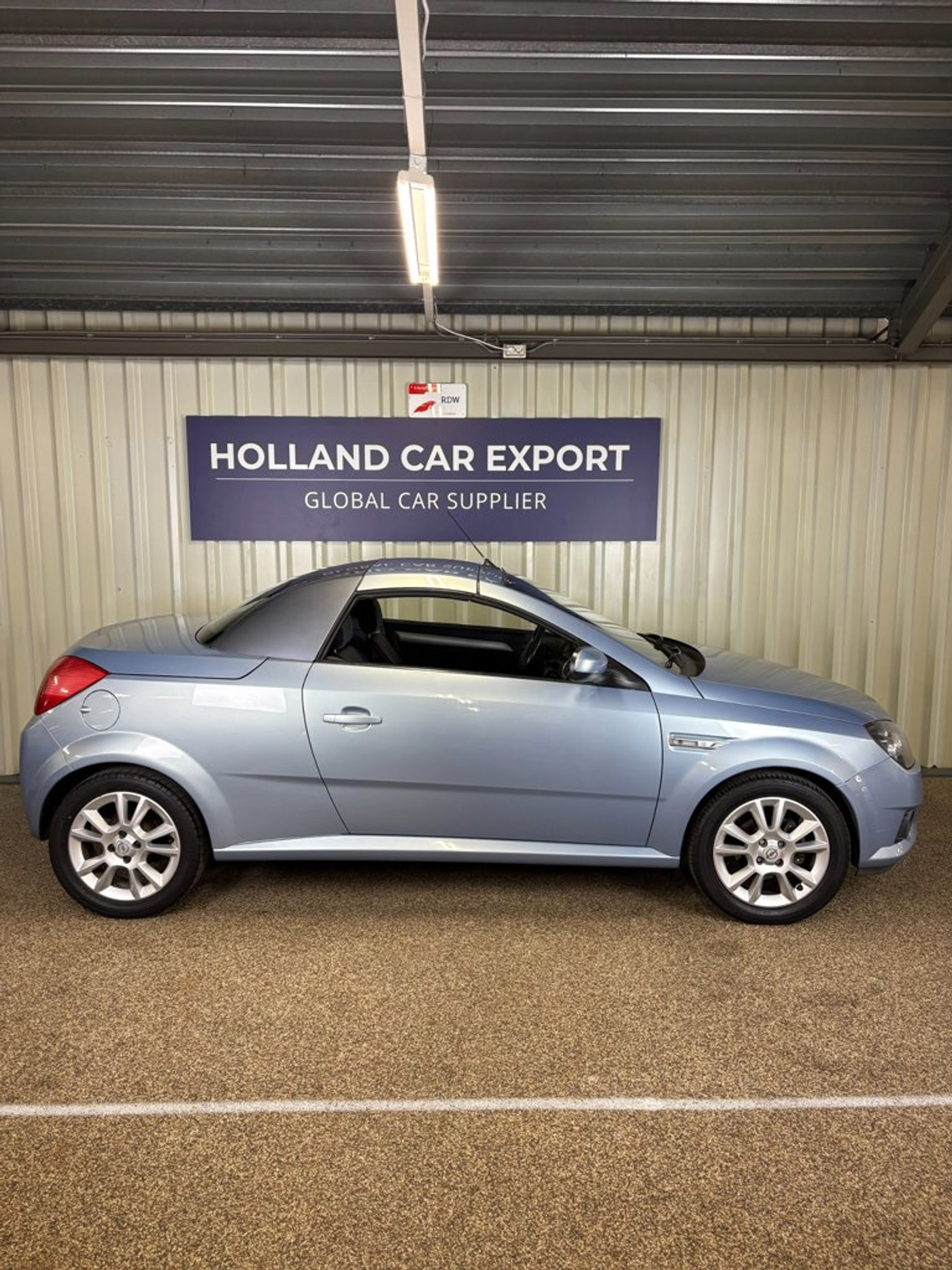 Foto van Opel Tigra