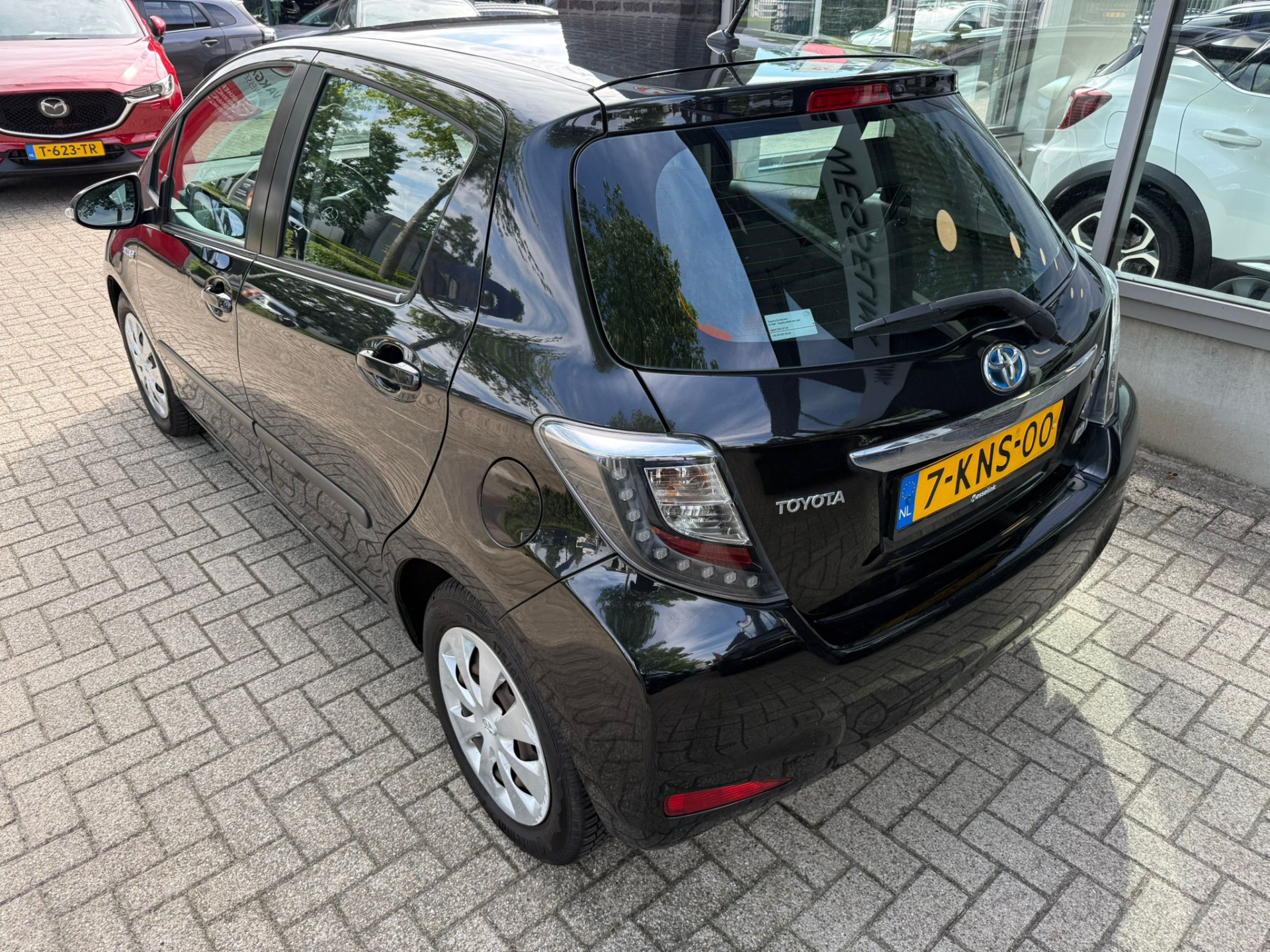 Foto van Toyota Toyota Yaris Hybrid