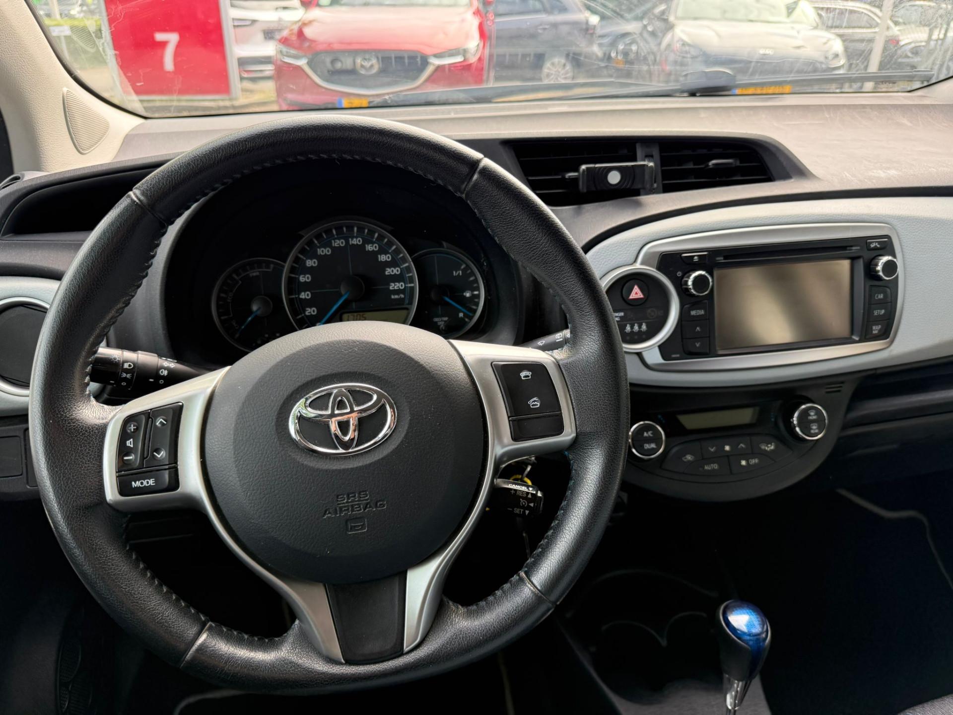 Foto van Toyota Toyota Yaris Hybrid
