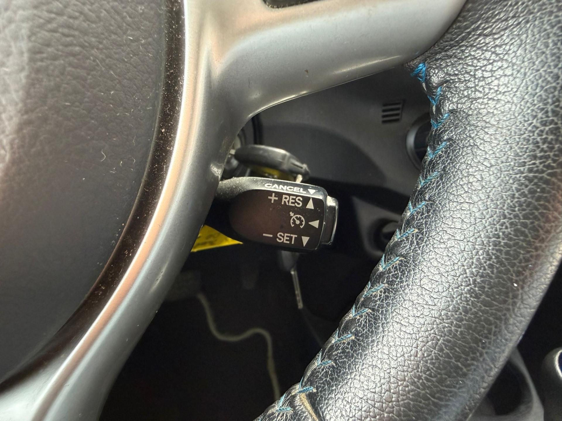 Foto van Toyota Toyota Yaris Hybrid