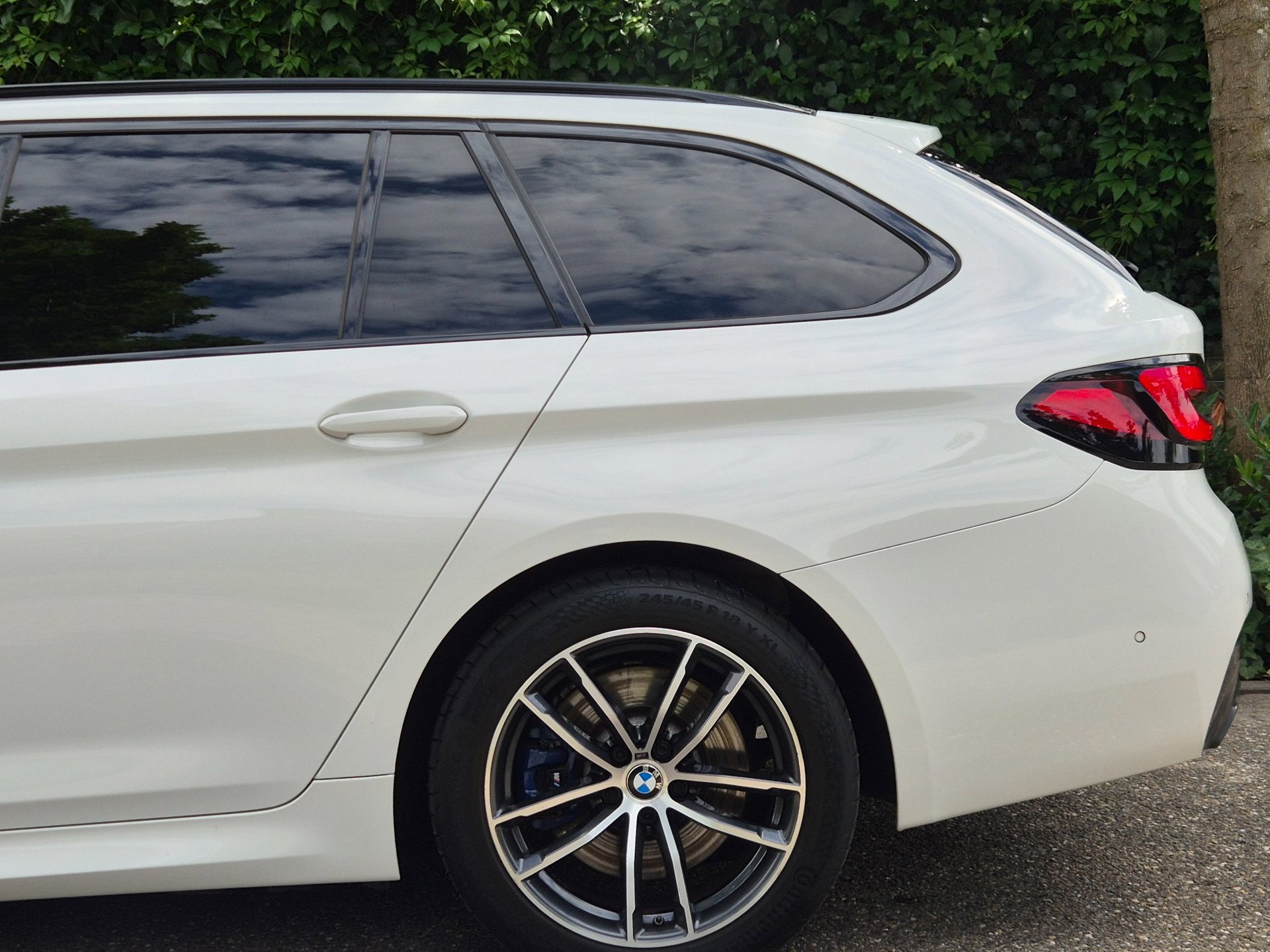 Foto van BMW 530e