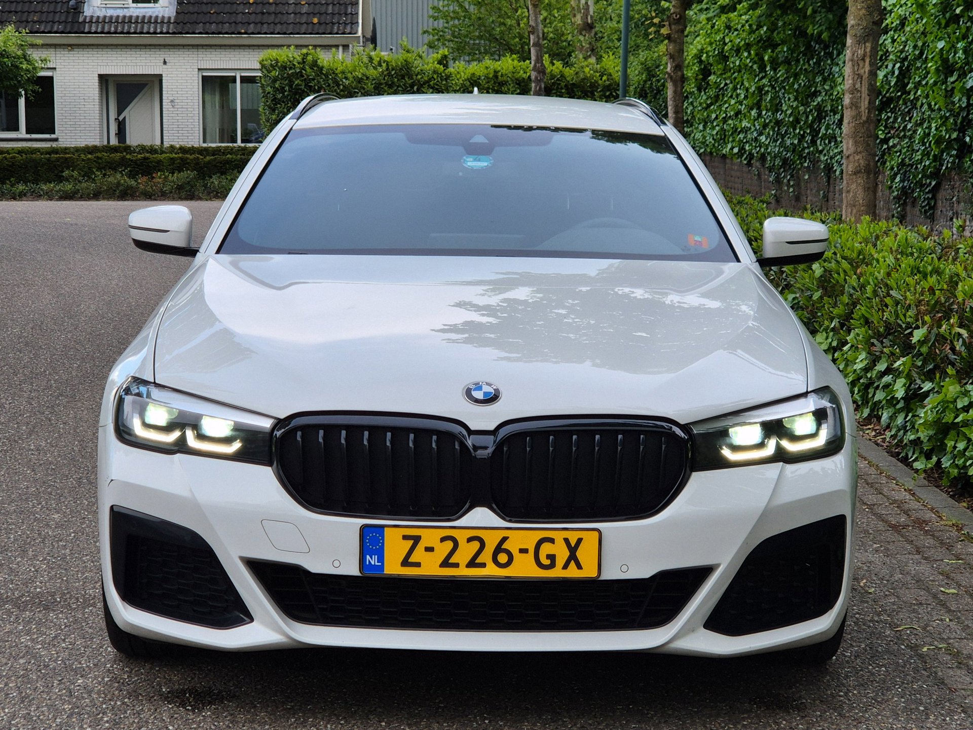 Foto van BMW 530e