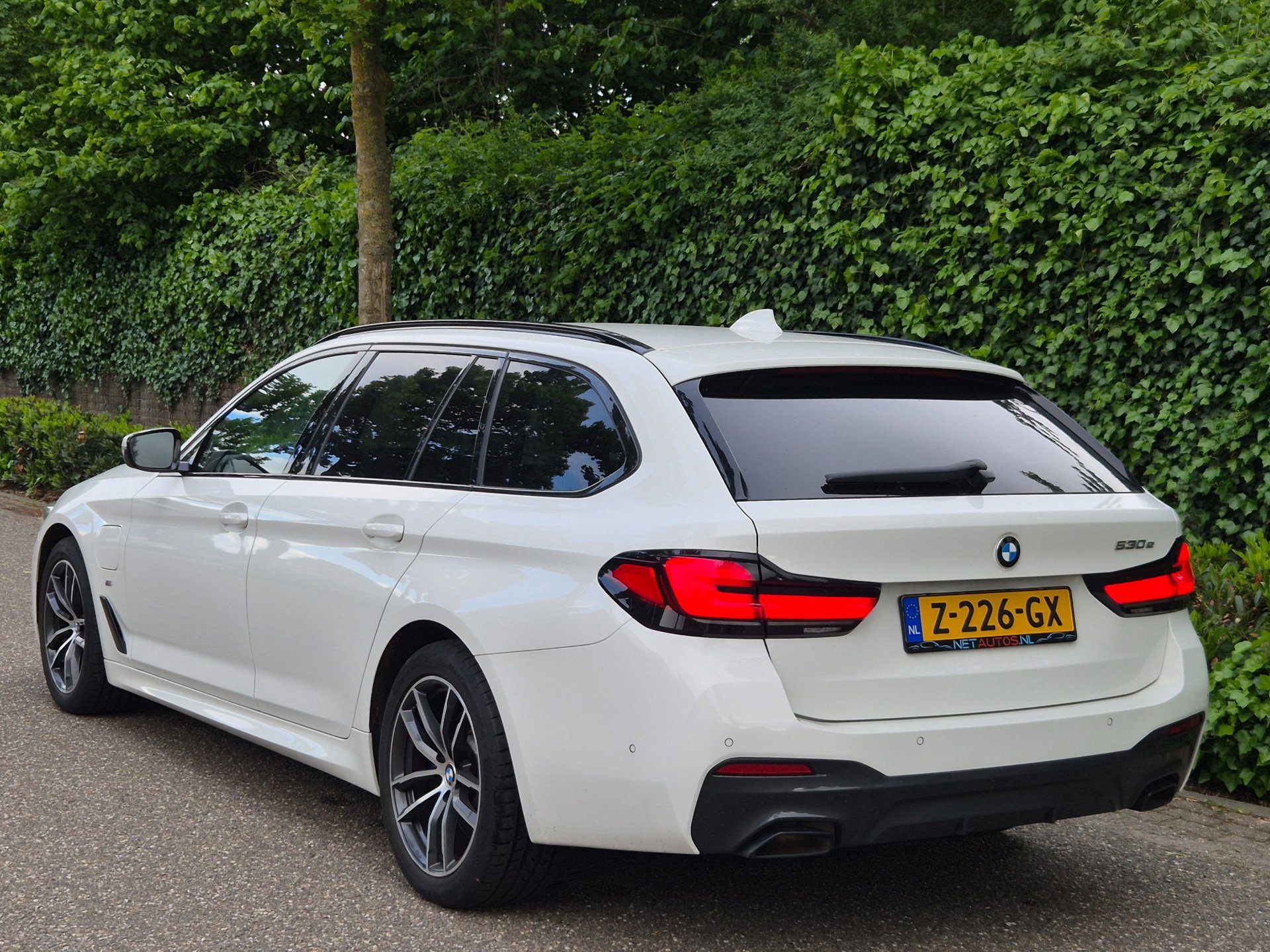 Foto van BMW 530e