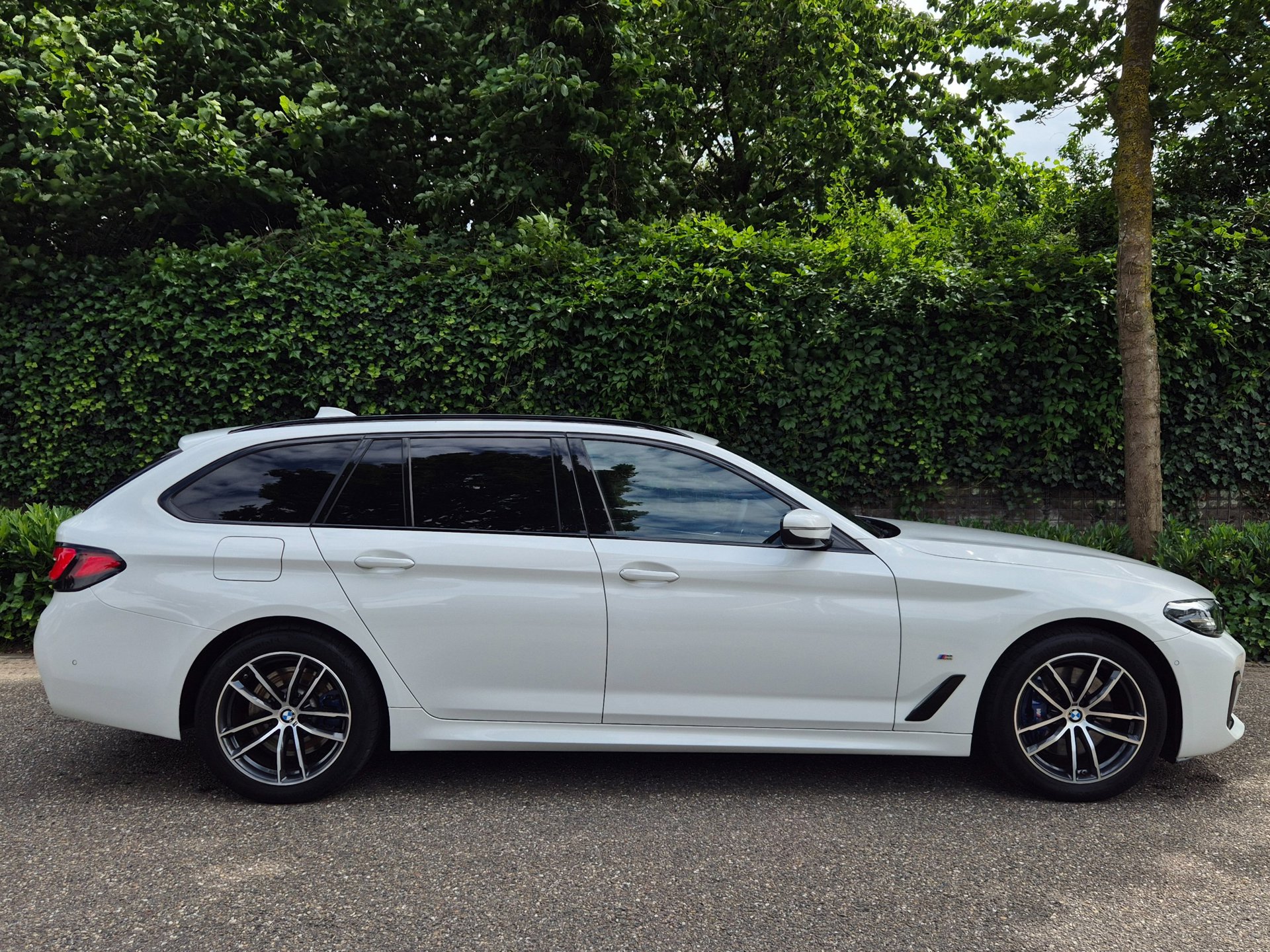 Foto van BMW 530e