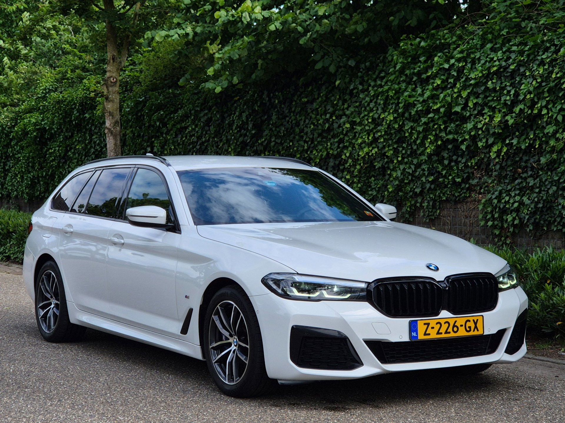 Foto van BMW 530e