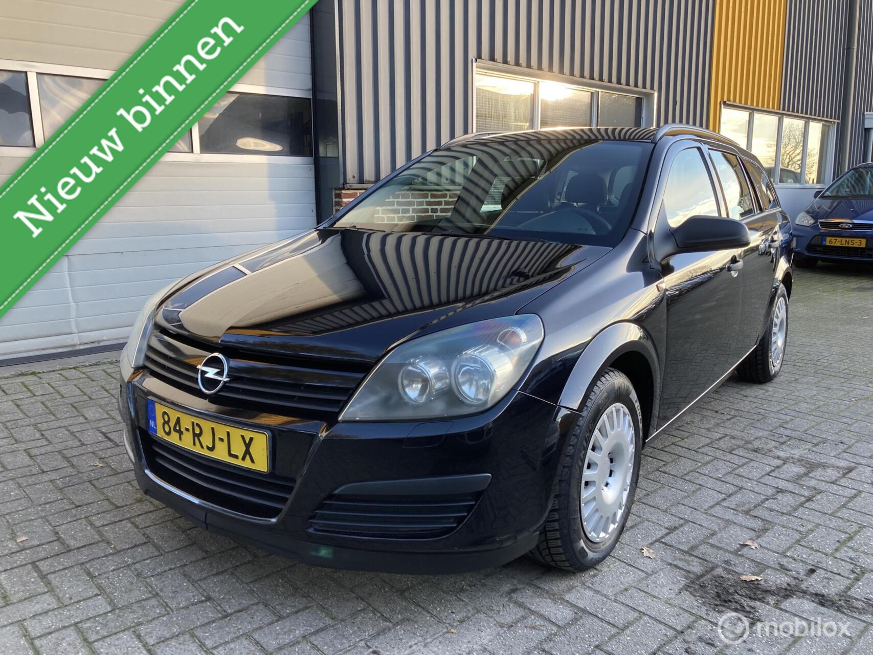 Opel Astra Station Wagon 1.6 Essentia TREKHAAK! 2005 - voorkant
