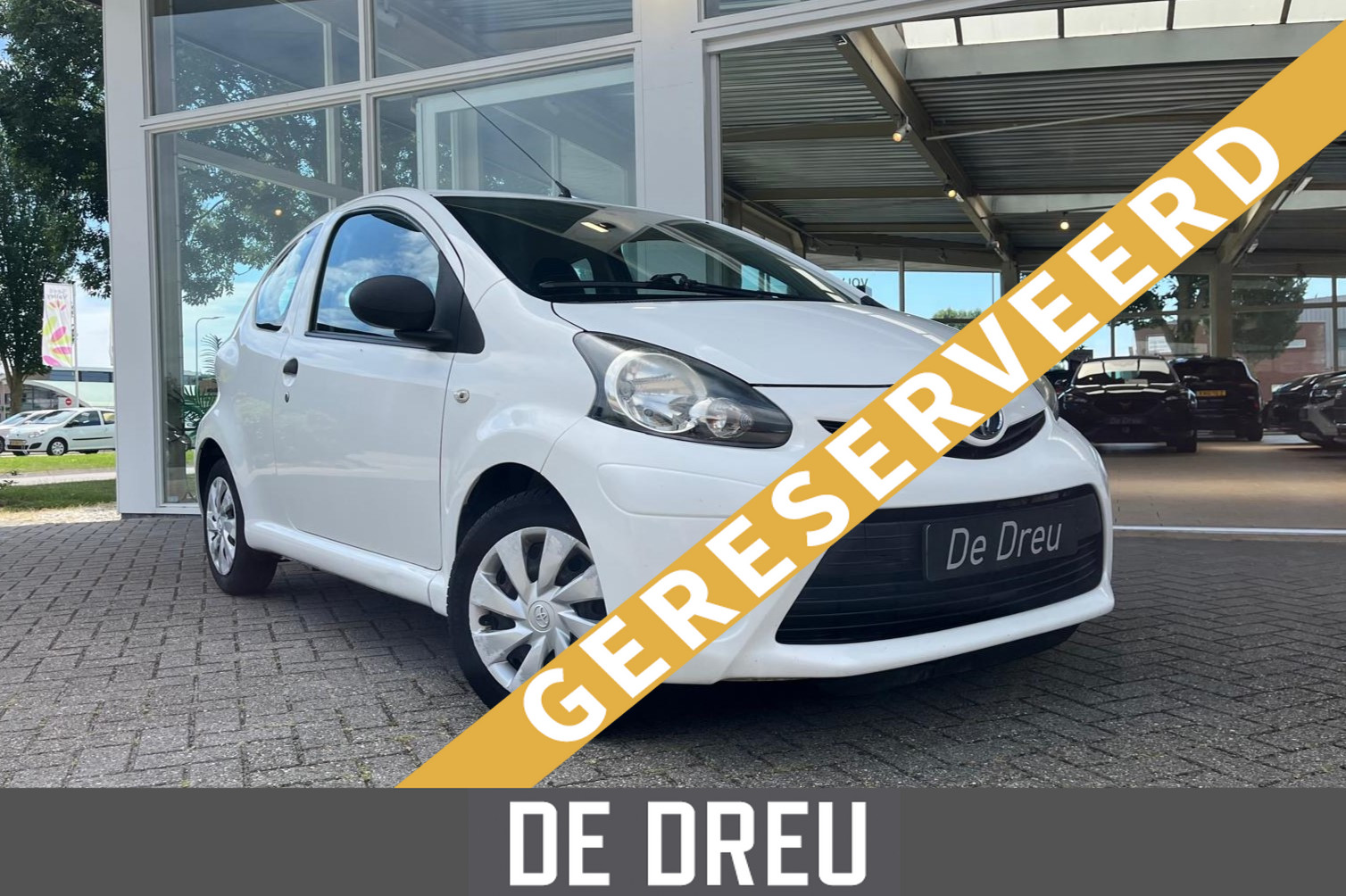 Toyota Toyota Aygo 1.0 VVT-i Access | 1E EIGENAAR | OH GESCH AANWEZIG | 2013 - voorkant