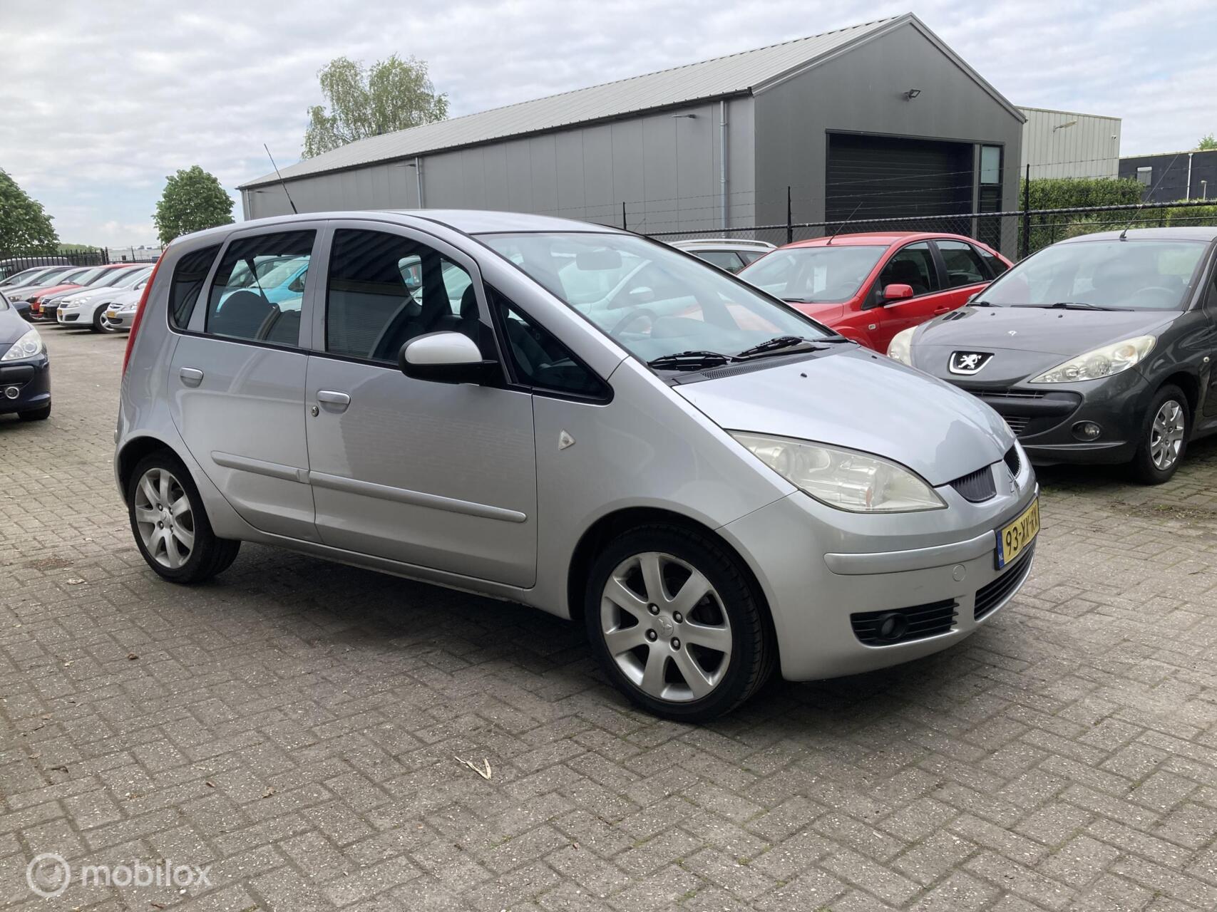 Foto van Mitsubishi Mitsubishi Colt