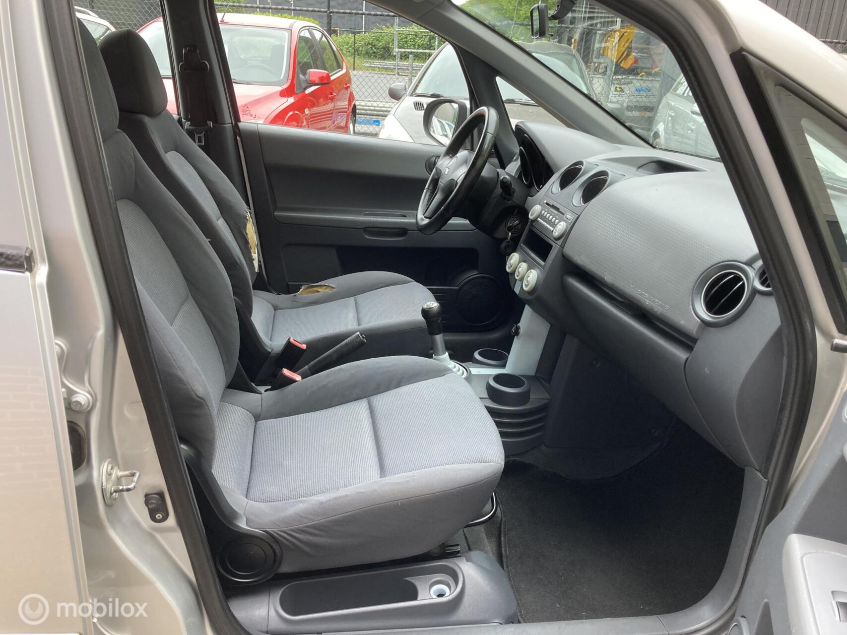 Foto van Mitsubishi Mitsubishi Colt