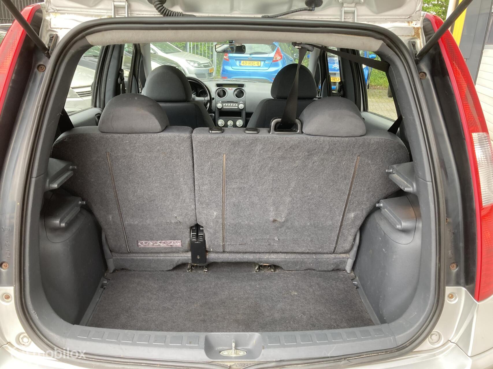 Foto van Mitsubishi Mitsubishi Colt