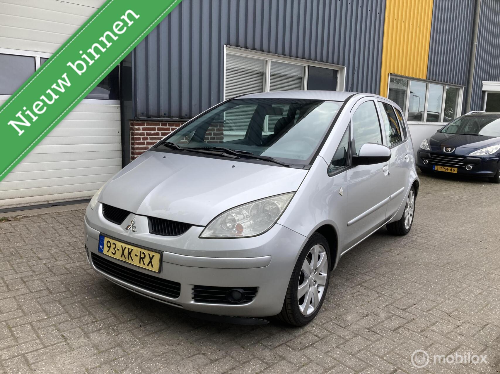 Mitsubishi Mitsubishi Colt 1.3 Inform 2007 - voorkant