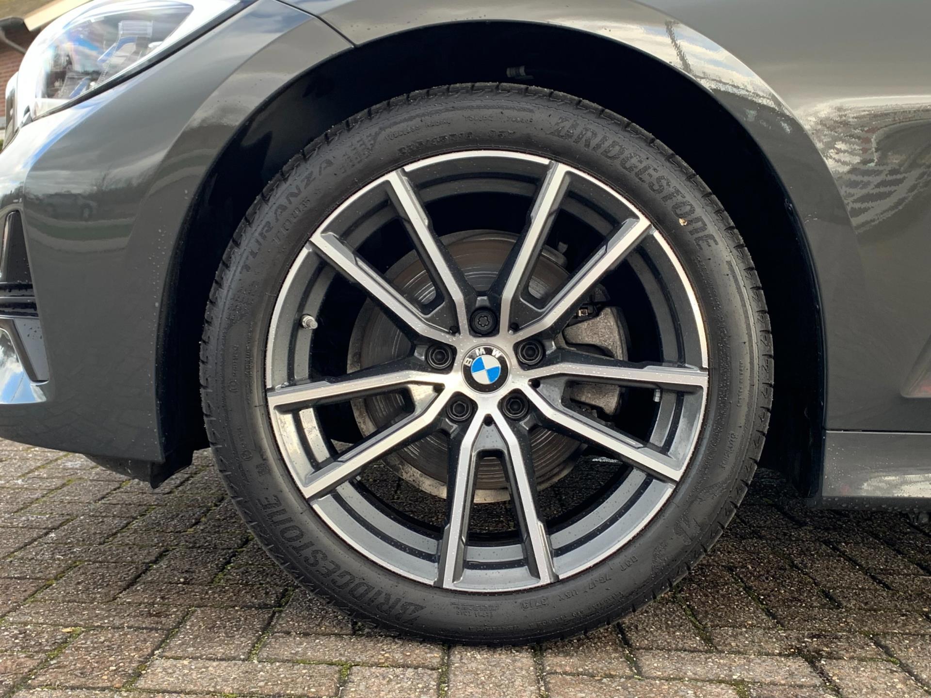 Foto van BMW 320i