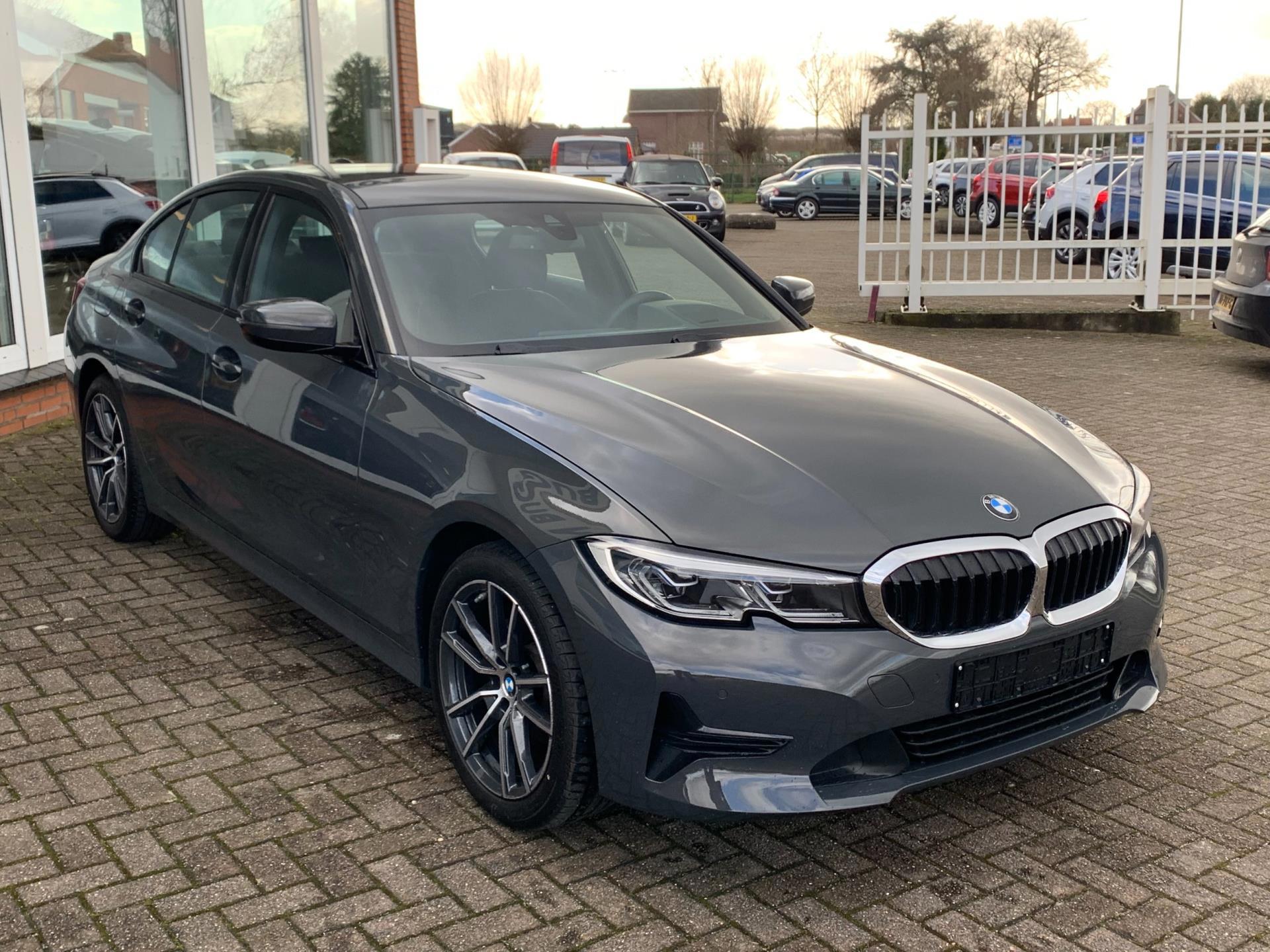 Foto van BMW 320i
