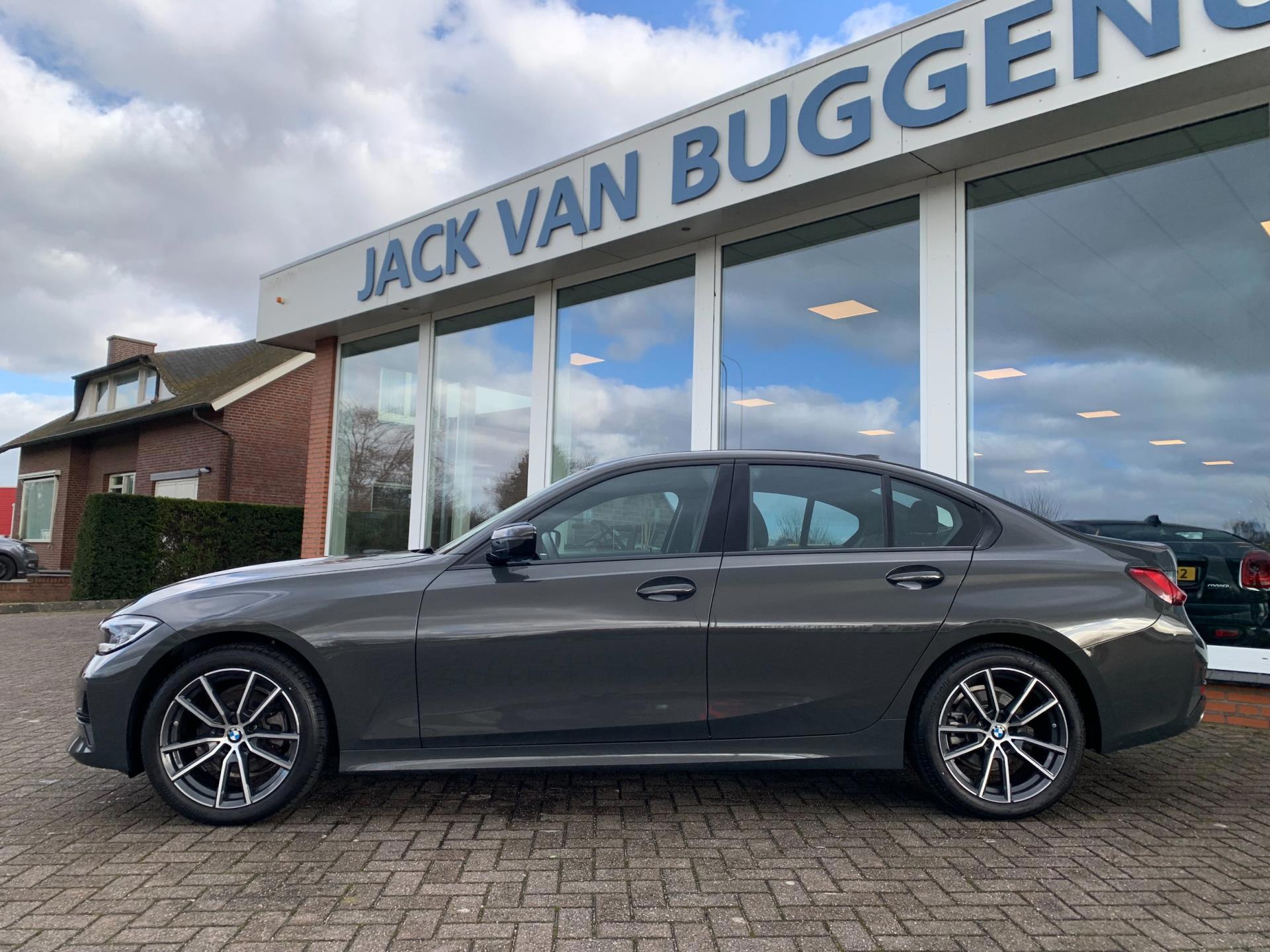 Foto van BMW 320i