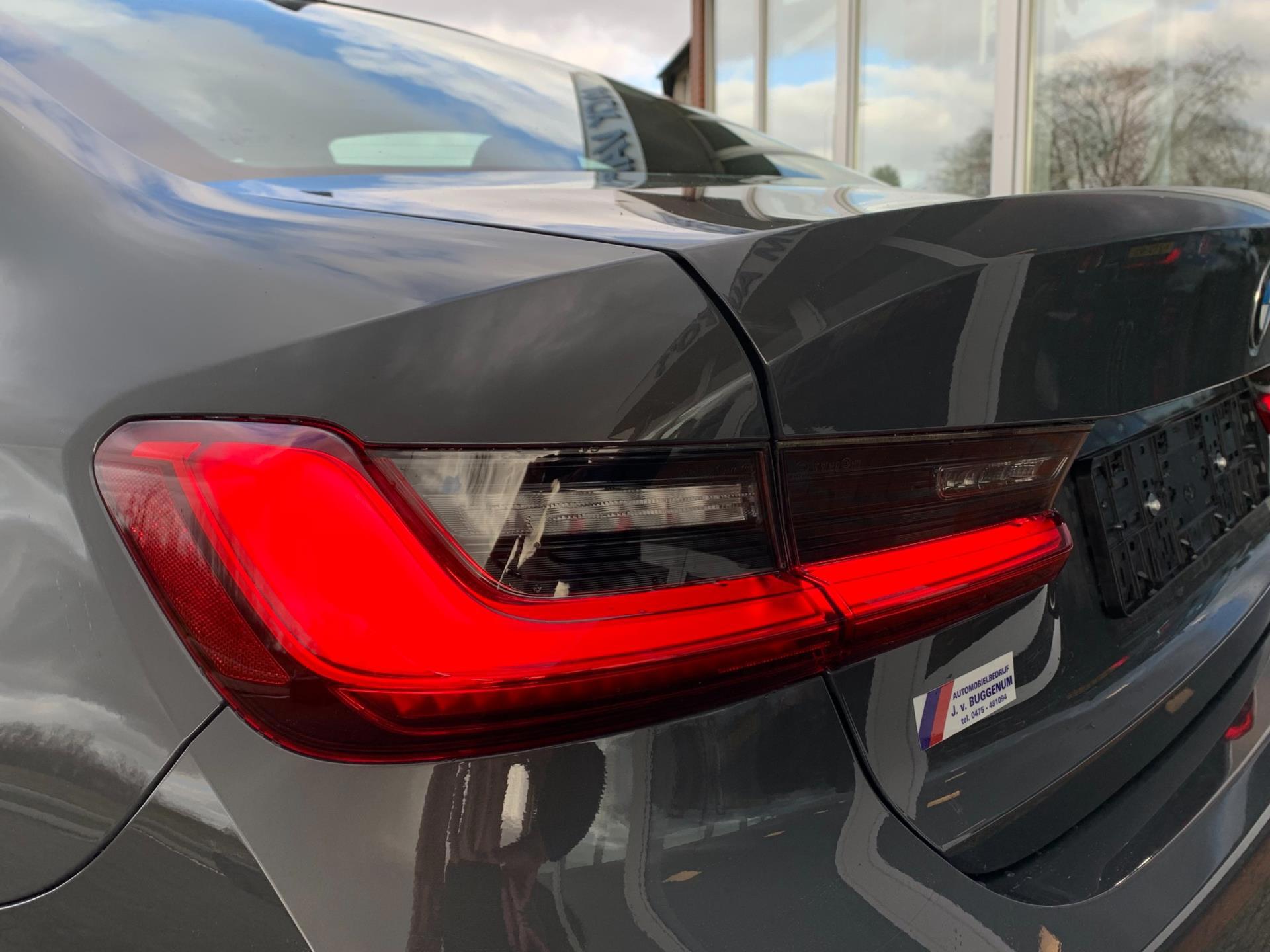 Foto van BMW 320i