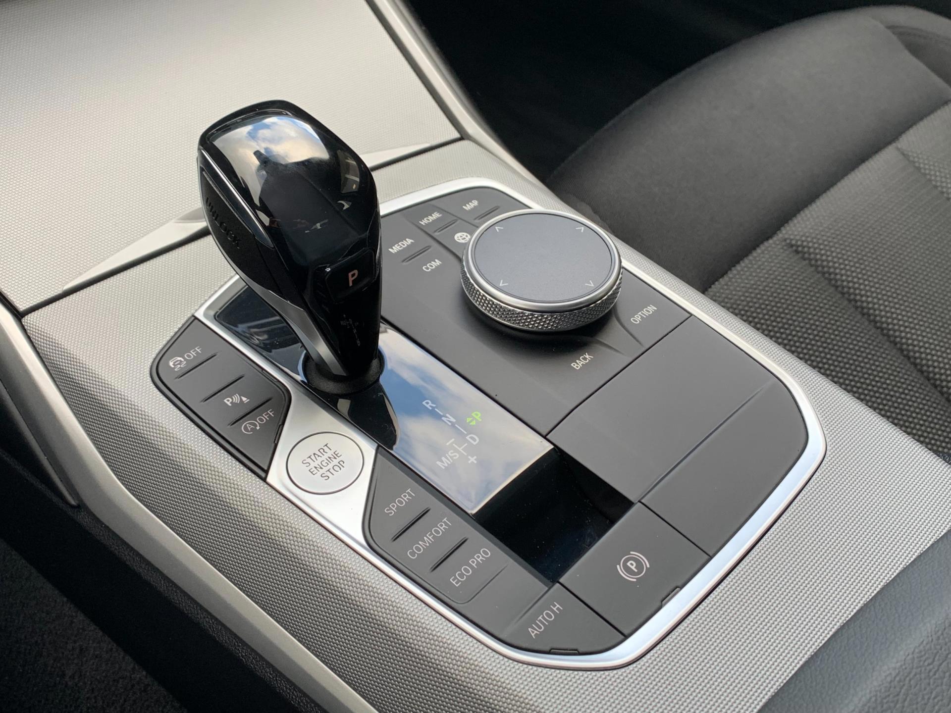 Foto van BMW 320i