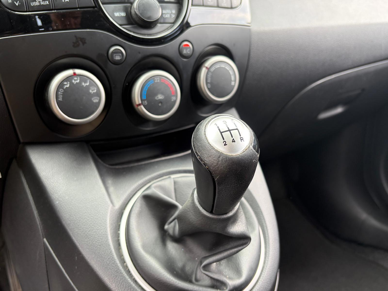 Foto van Mazda Mazda 2