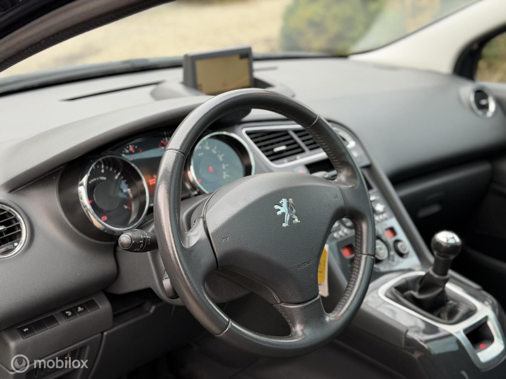 Foto van Peugeot 5008