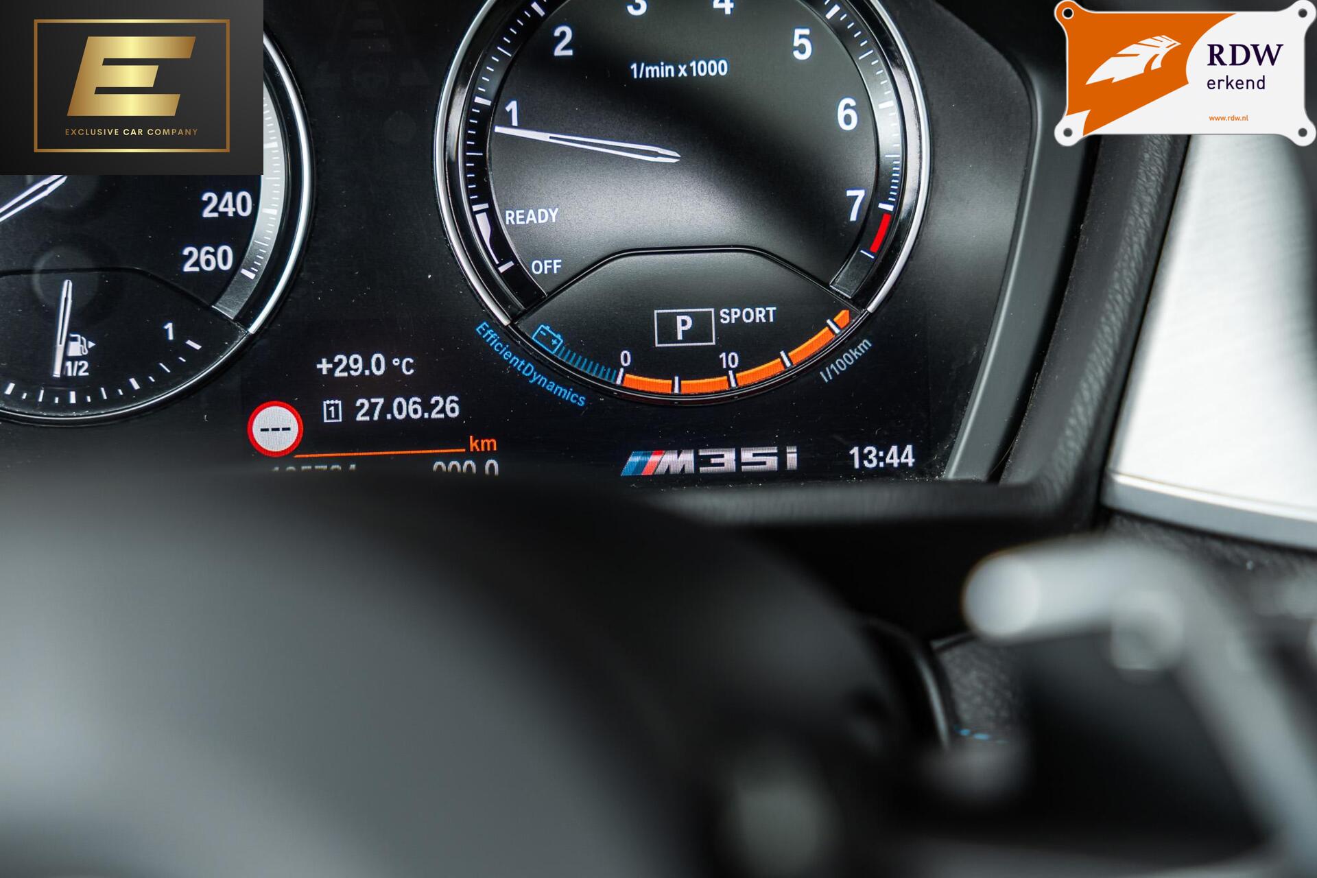 Foto van BMW X2 M35i