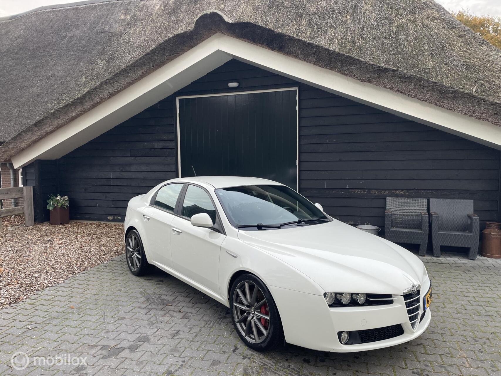 Alfa Romeo Alfa Romeo 159 1.7 T Distinctive 2011 - voorkant