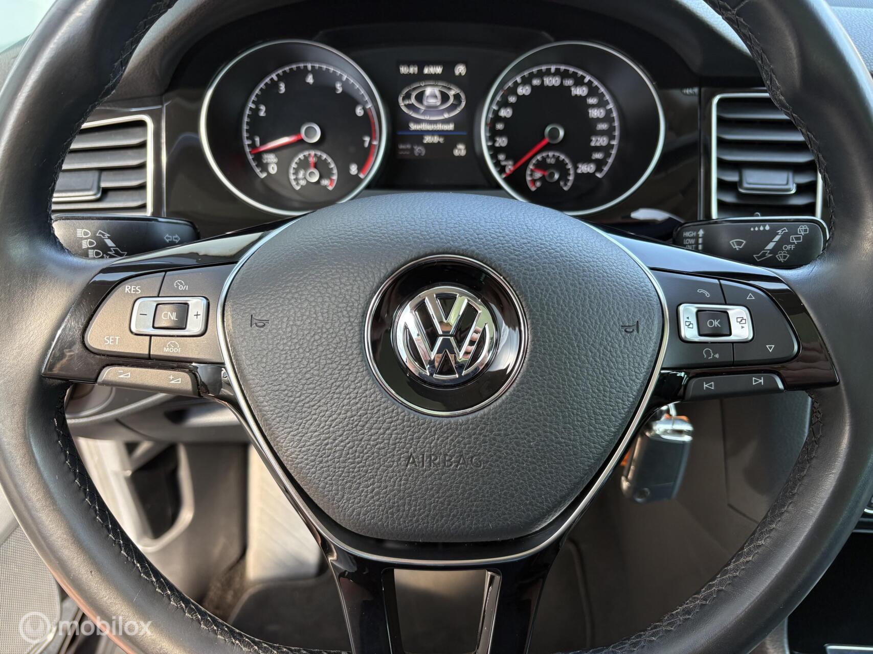 Foto van Volkswagen Golf Sportsvan