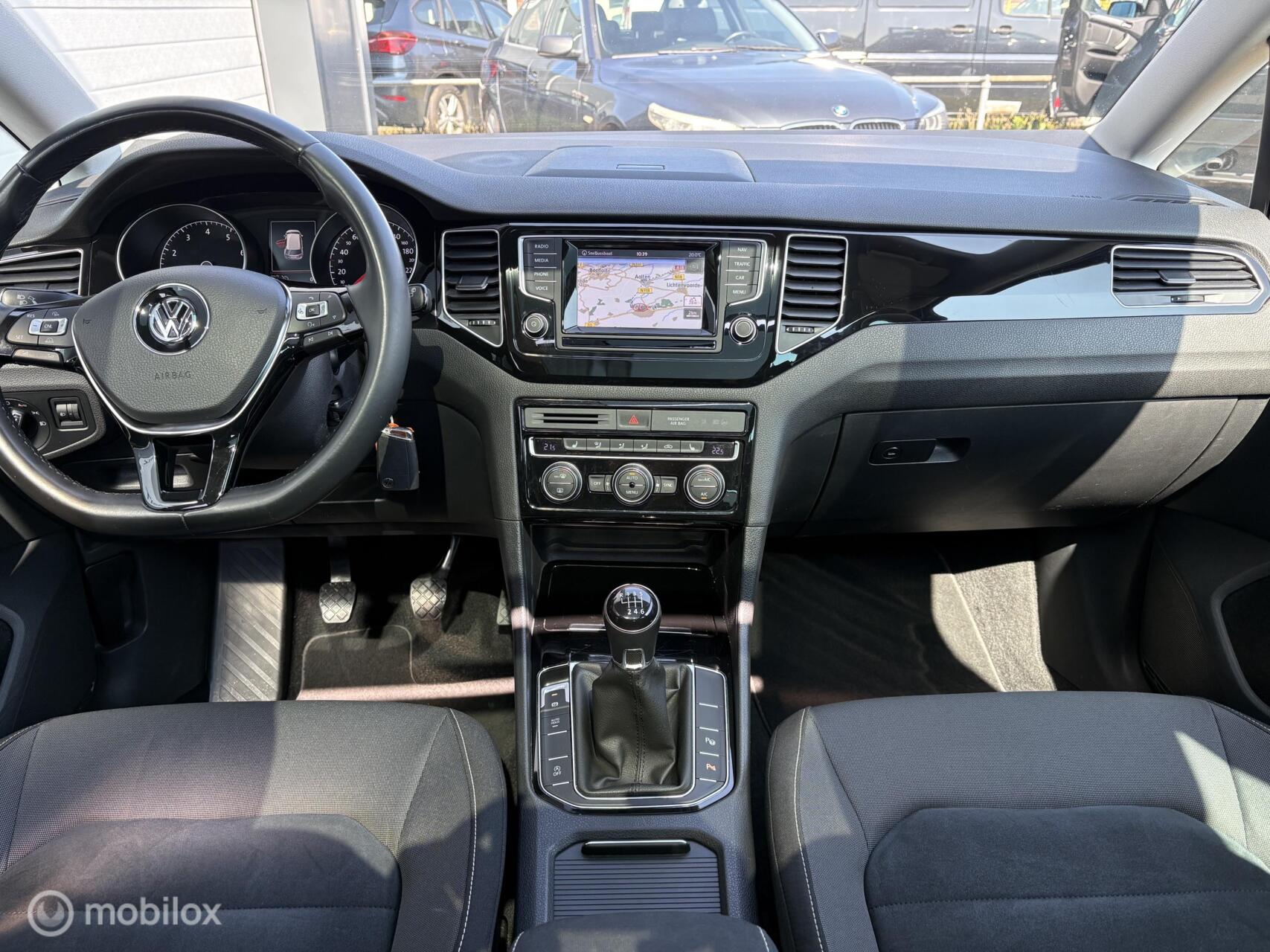 Foto van Volkswagen Golf Sportsvan