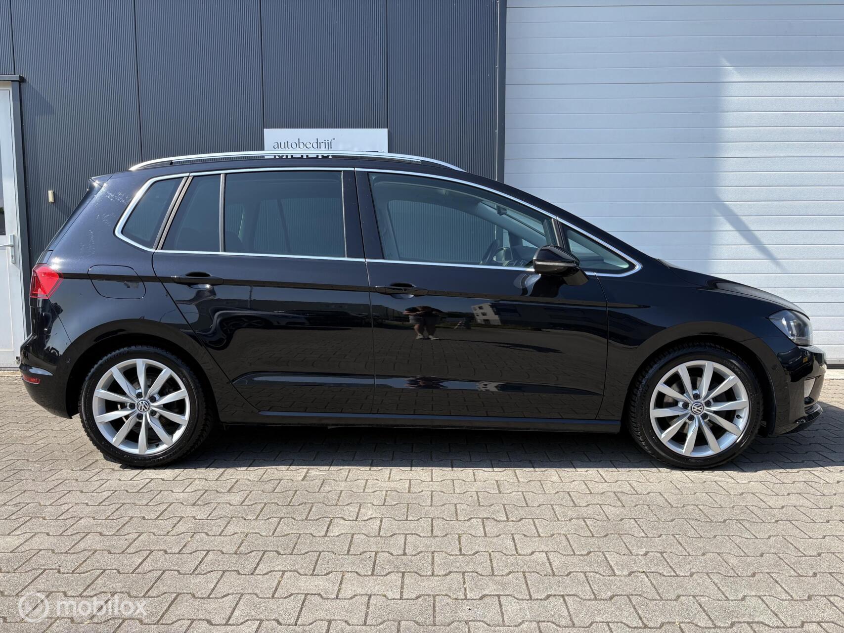 Foto van Volkswagen Golf Sportsvan