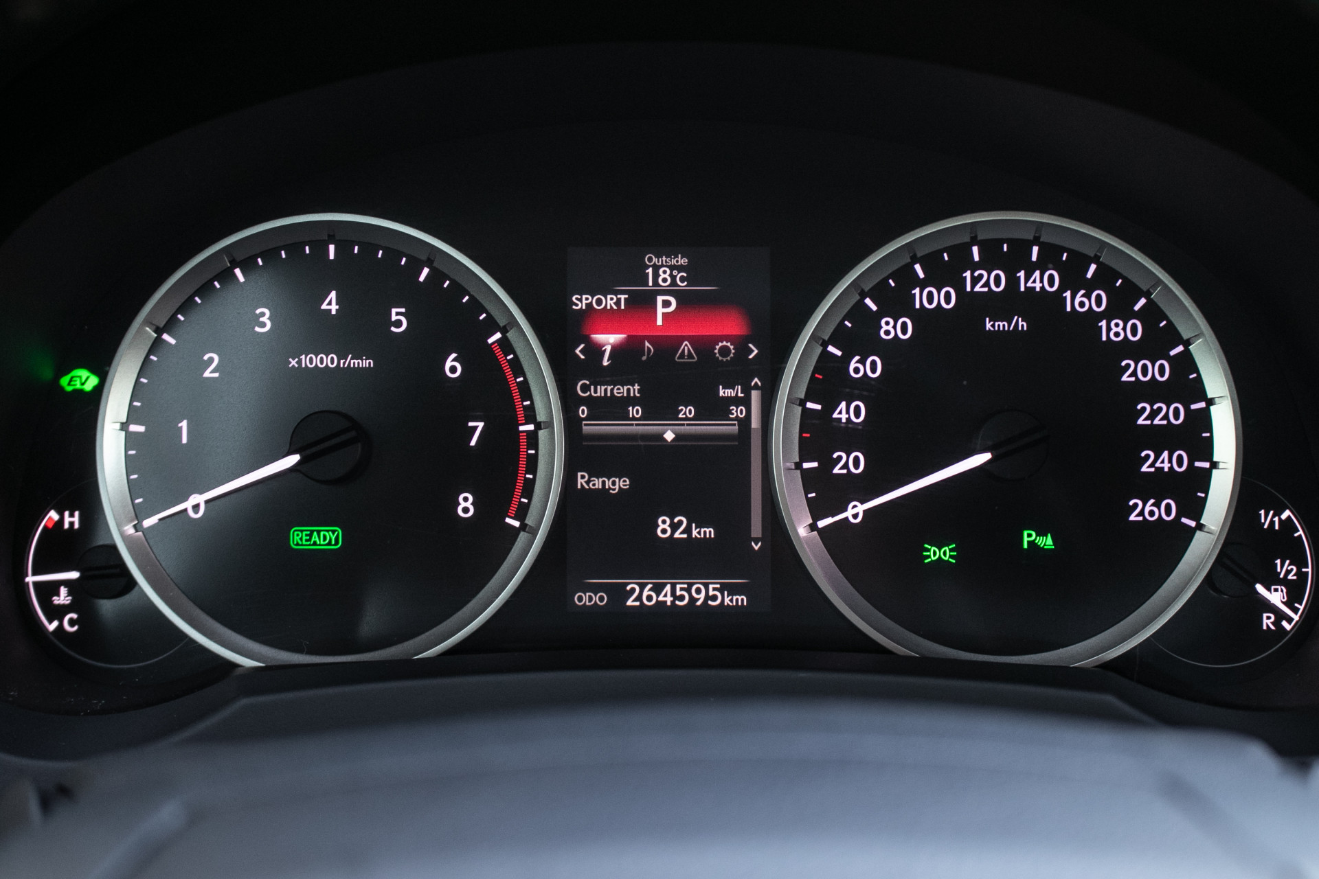 Foto van Lexus Lexus Is300h