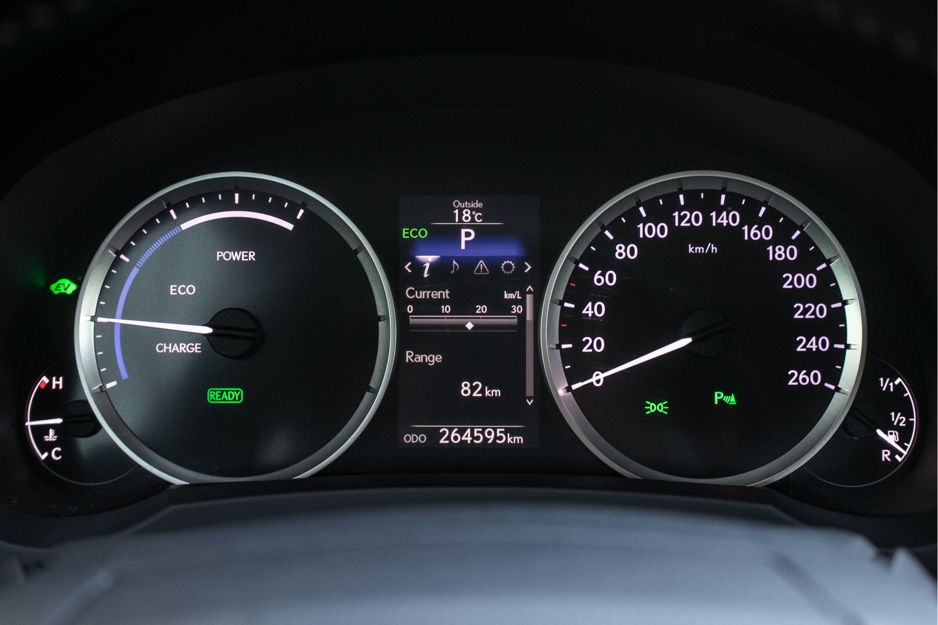 Foto van Lexus Lexus Is300h