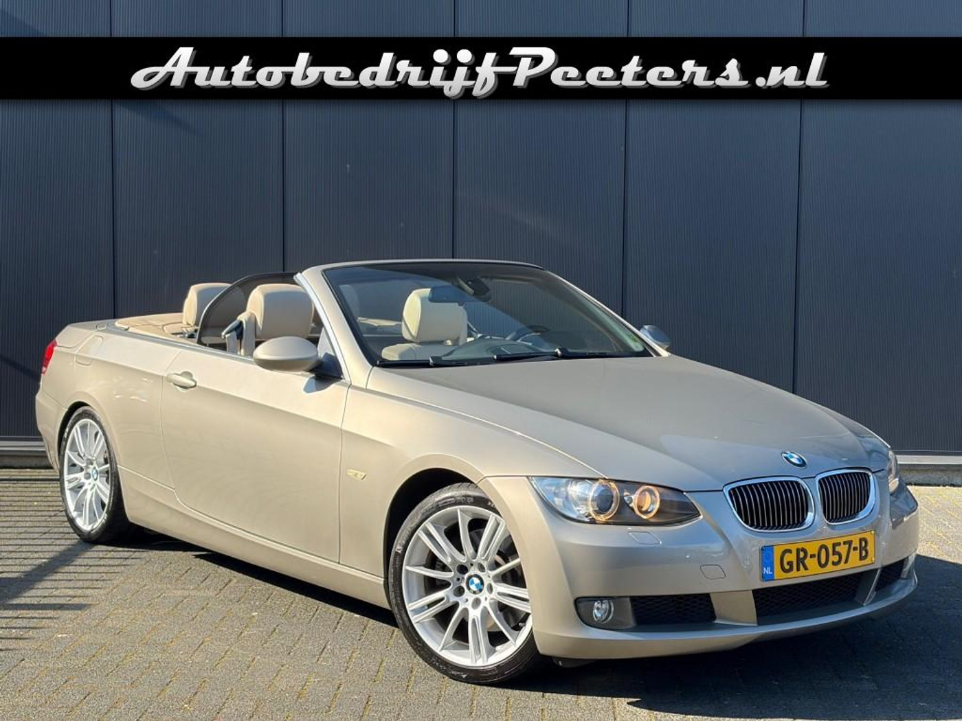 BMW 3er Reihe Cabrio 325i Aut. Sportstoel Leder Navi Xenon Memory Cruise Trekhaak 2007 - voorkant