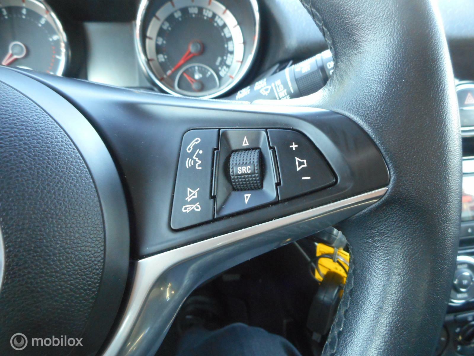 Foto van Opel Adam