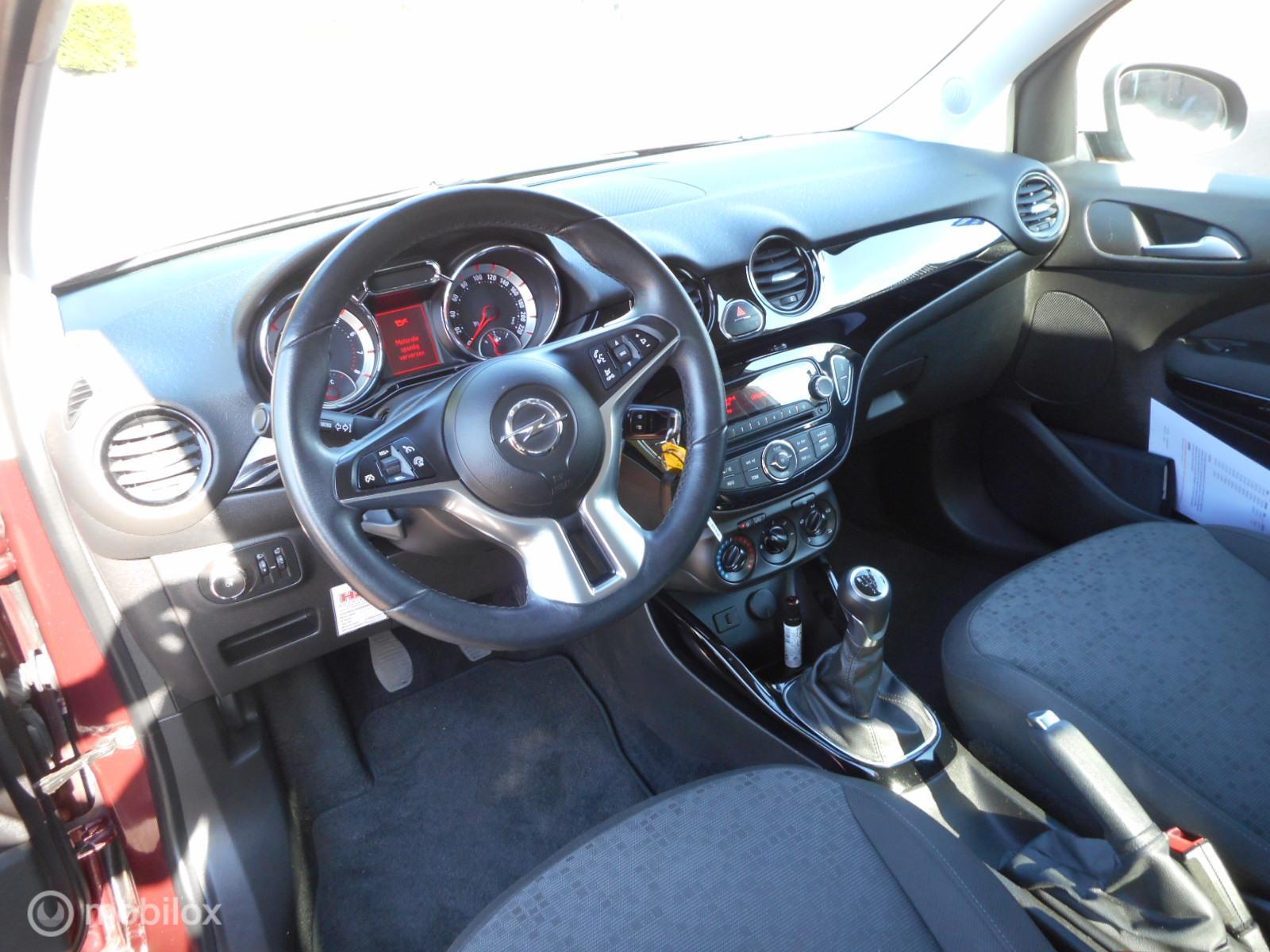 Foto van Opel Adam