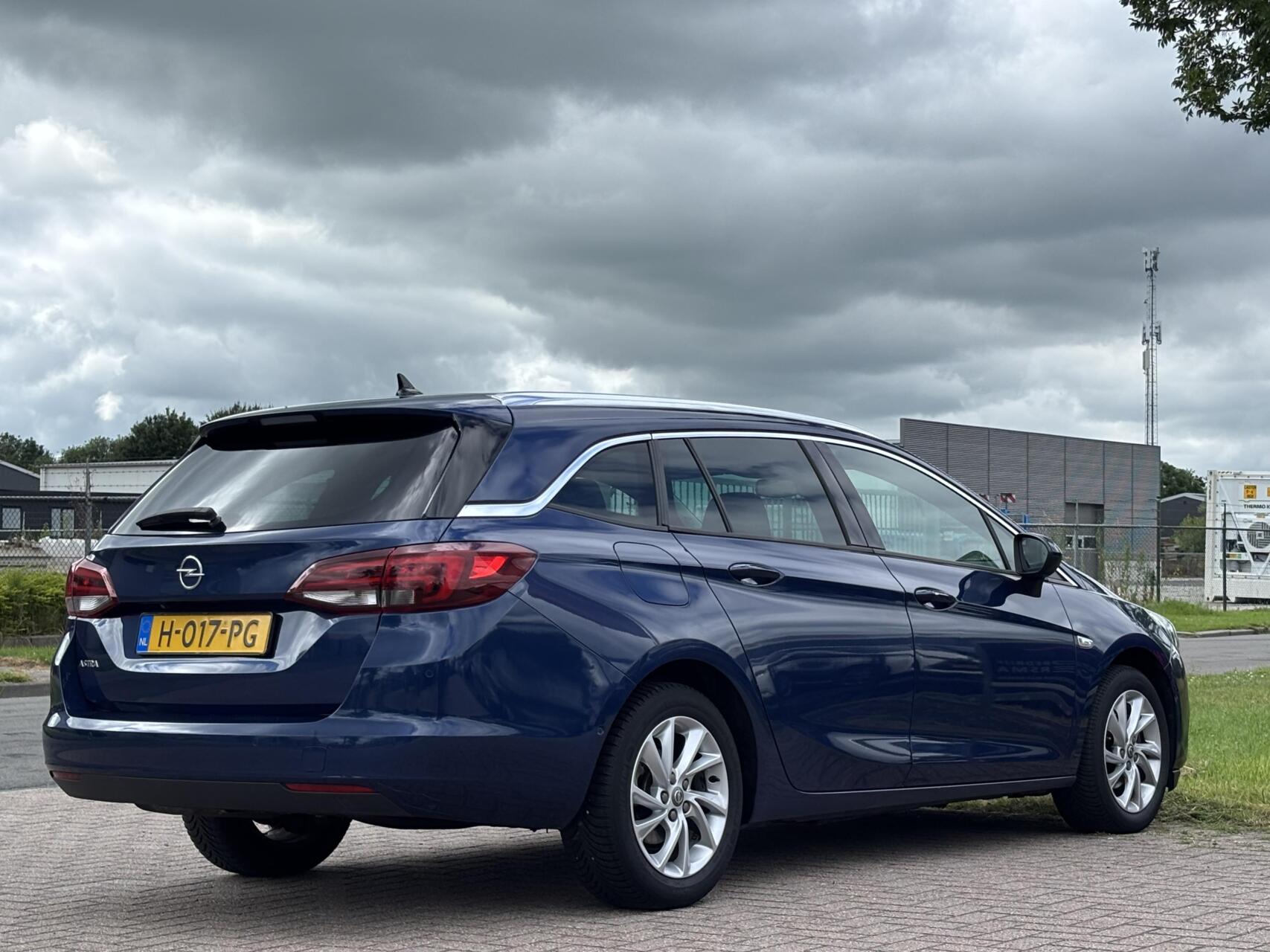 Foto van Opel Astra Sports Tourer