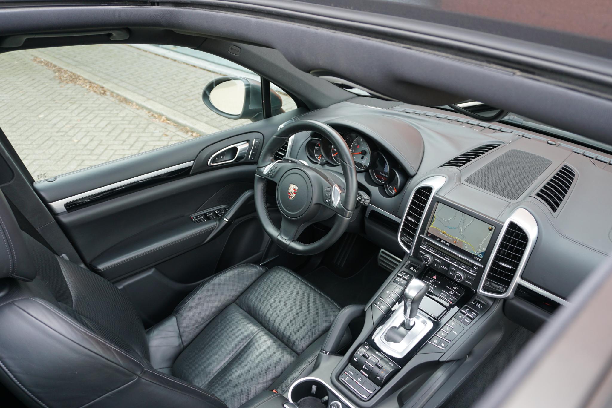 Foto van Porsche Cayenne S