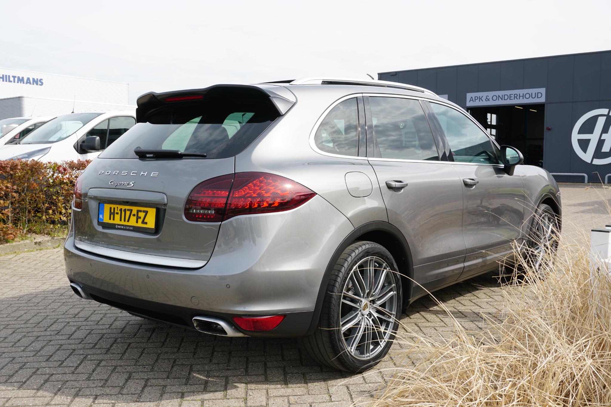 Foto van Porsche Cayenne S