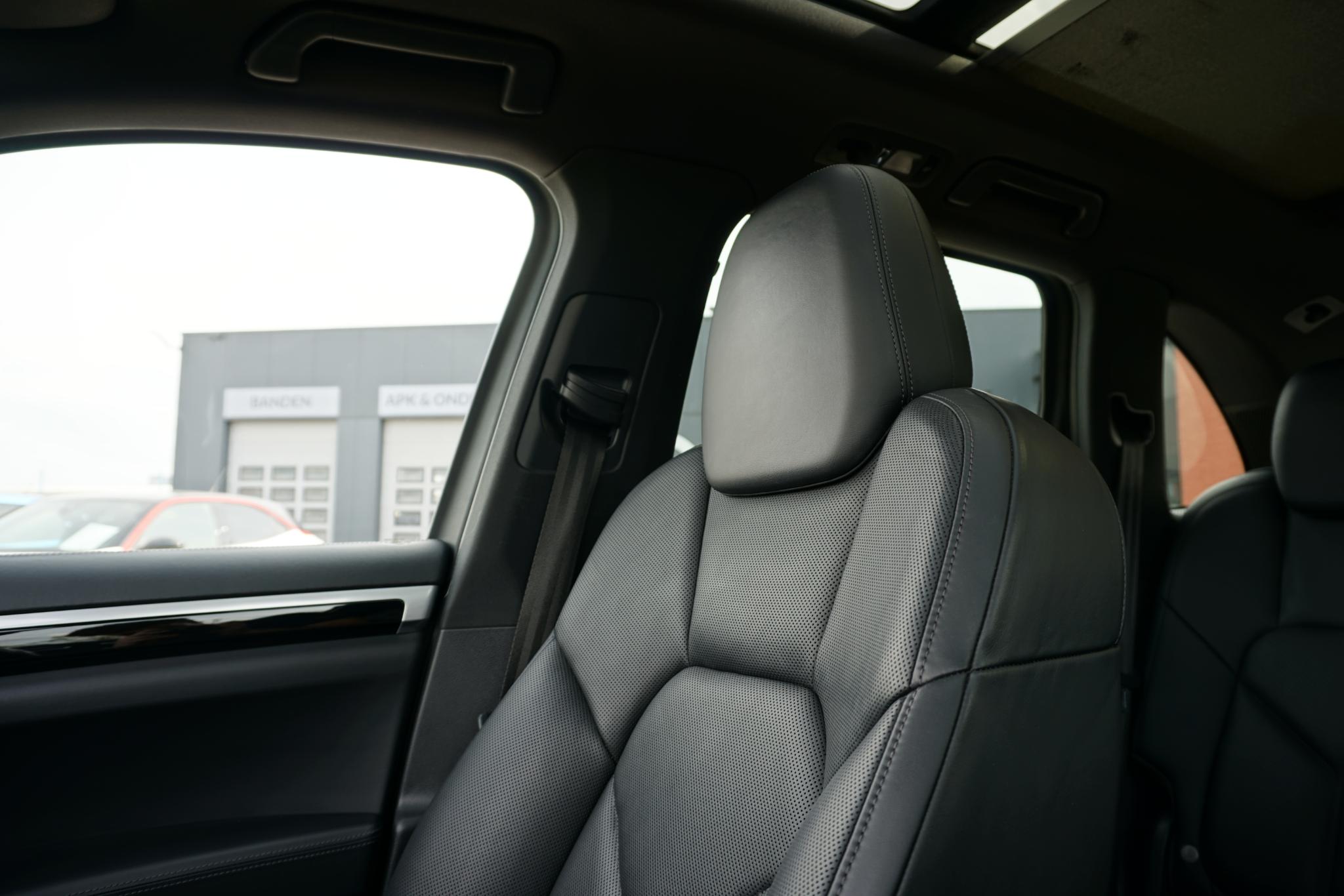 Foto van Porsche Cayenne S